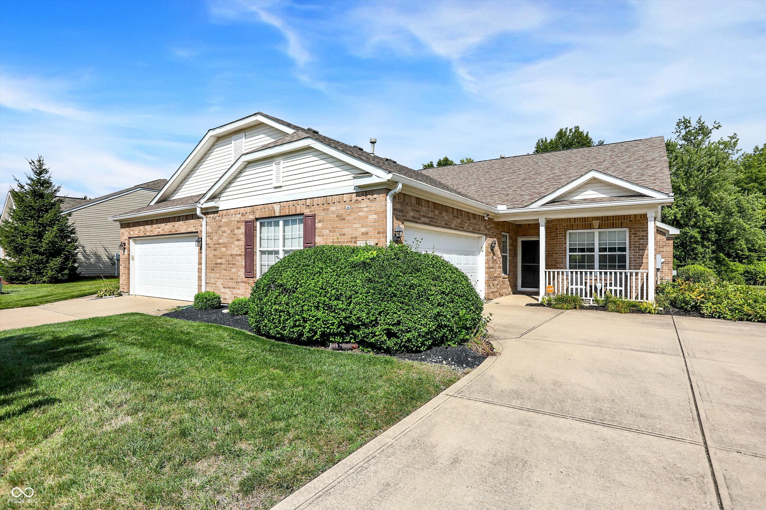 1927 Persimmon Grove Drive, Indianapolis