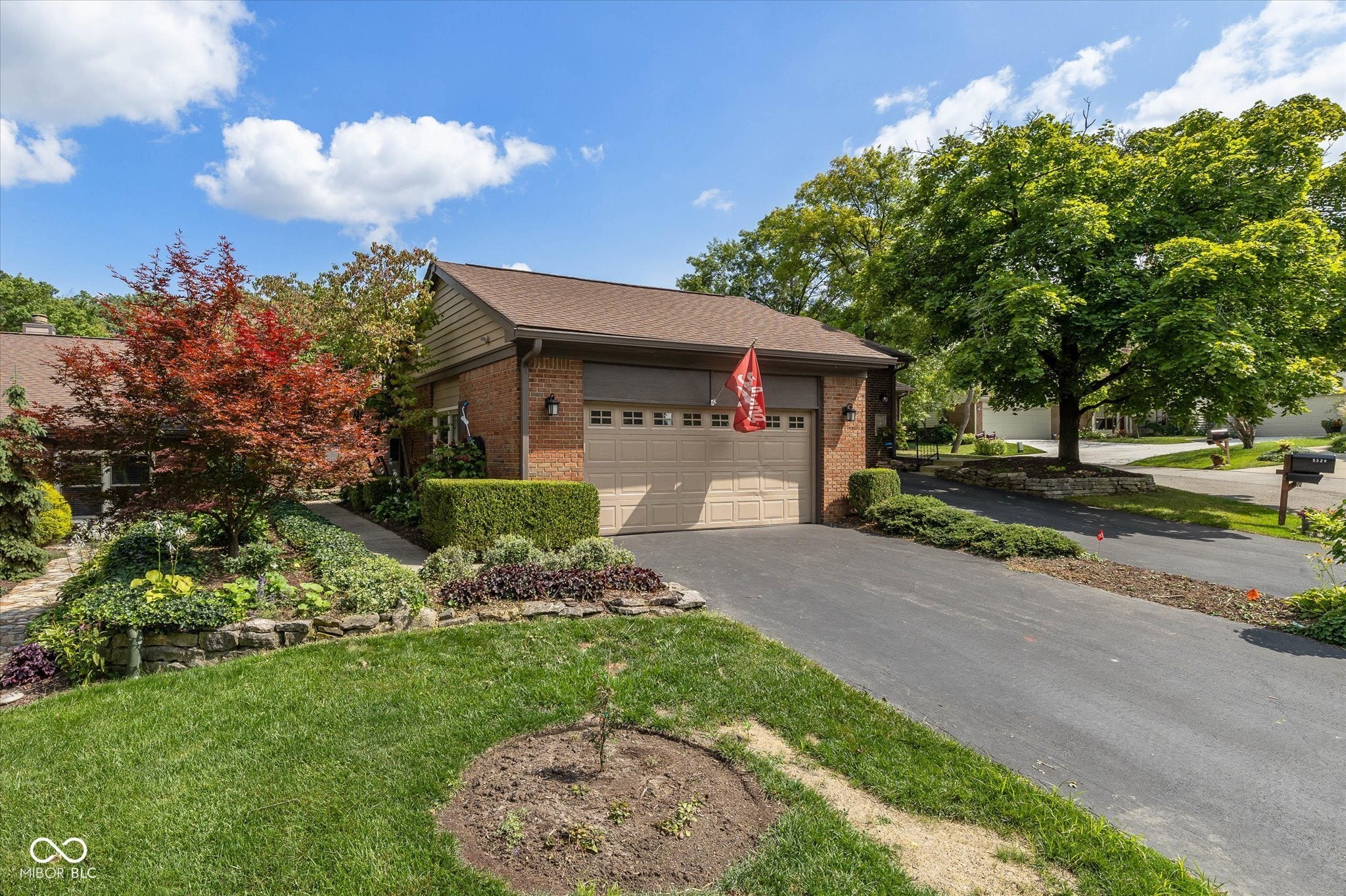 5333 Thicket Hill Lane, Indianapolis