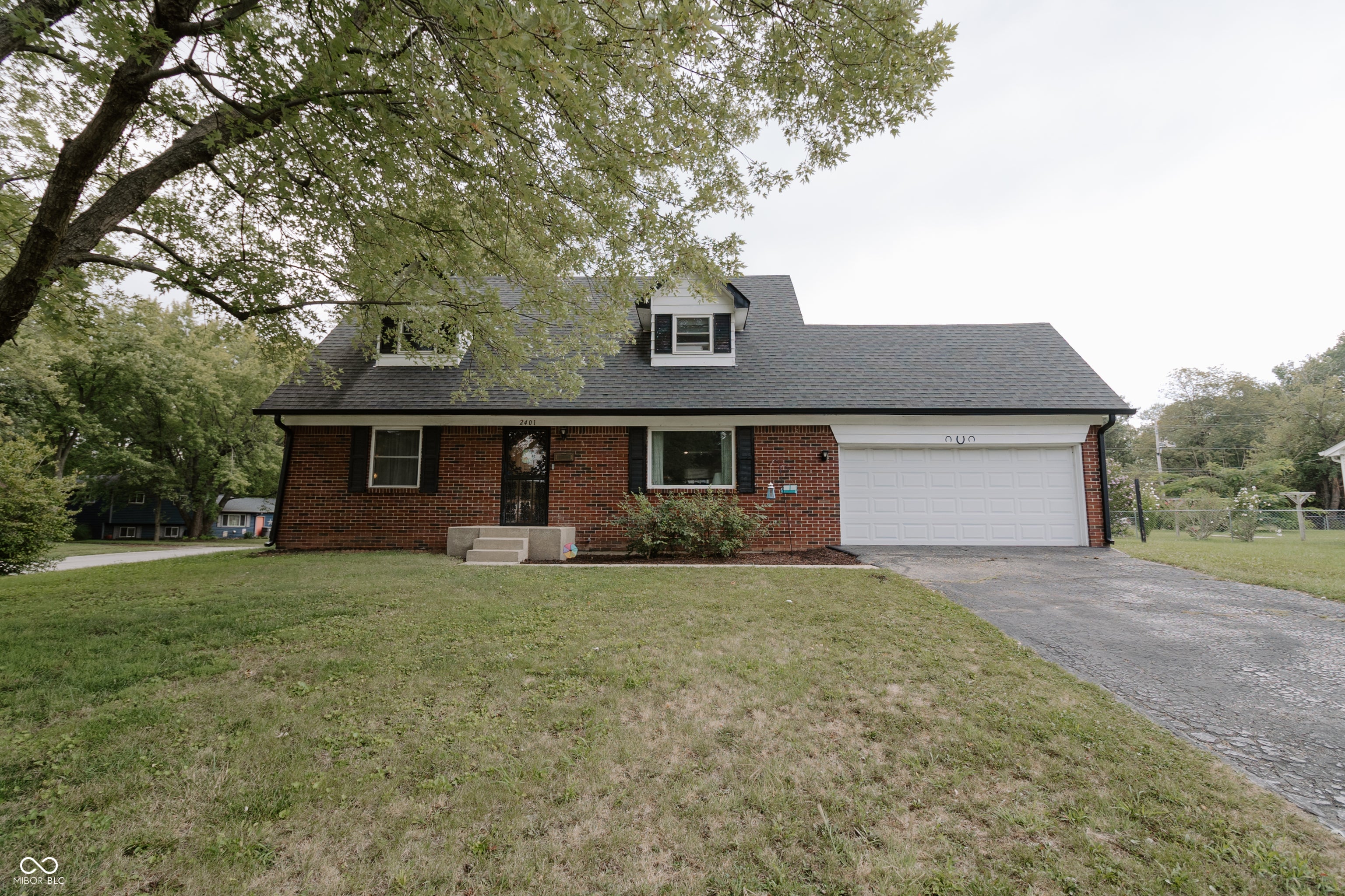 2401 Tesh Drive, Indianapolis