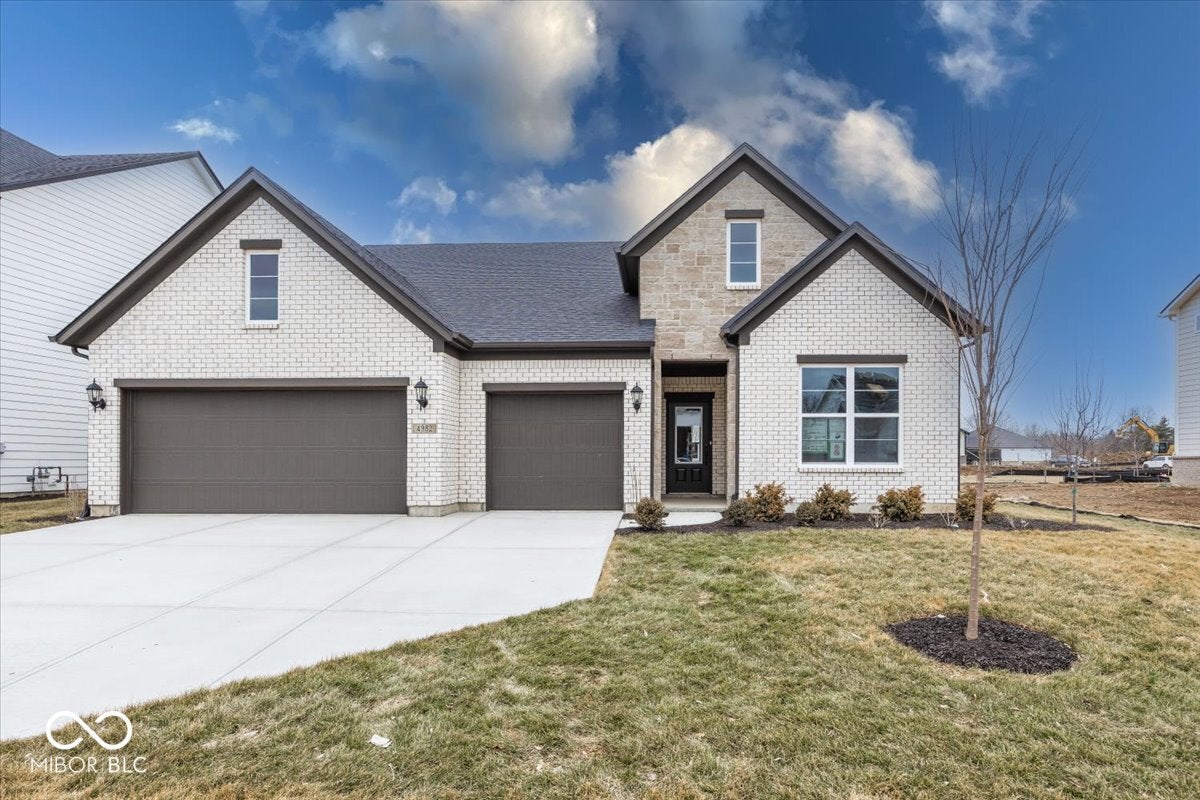 4982 Reavie Court, Noblesville