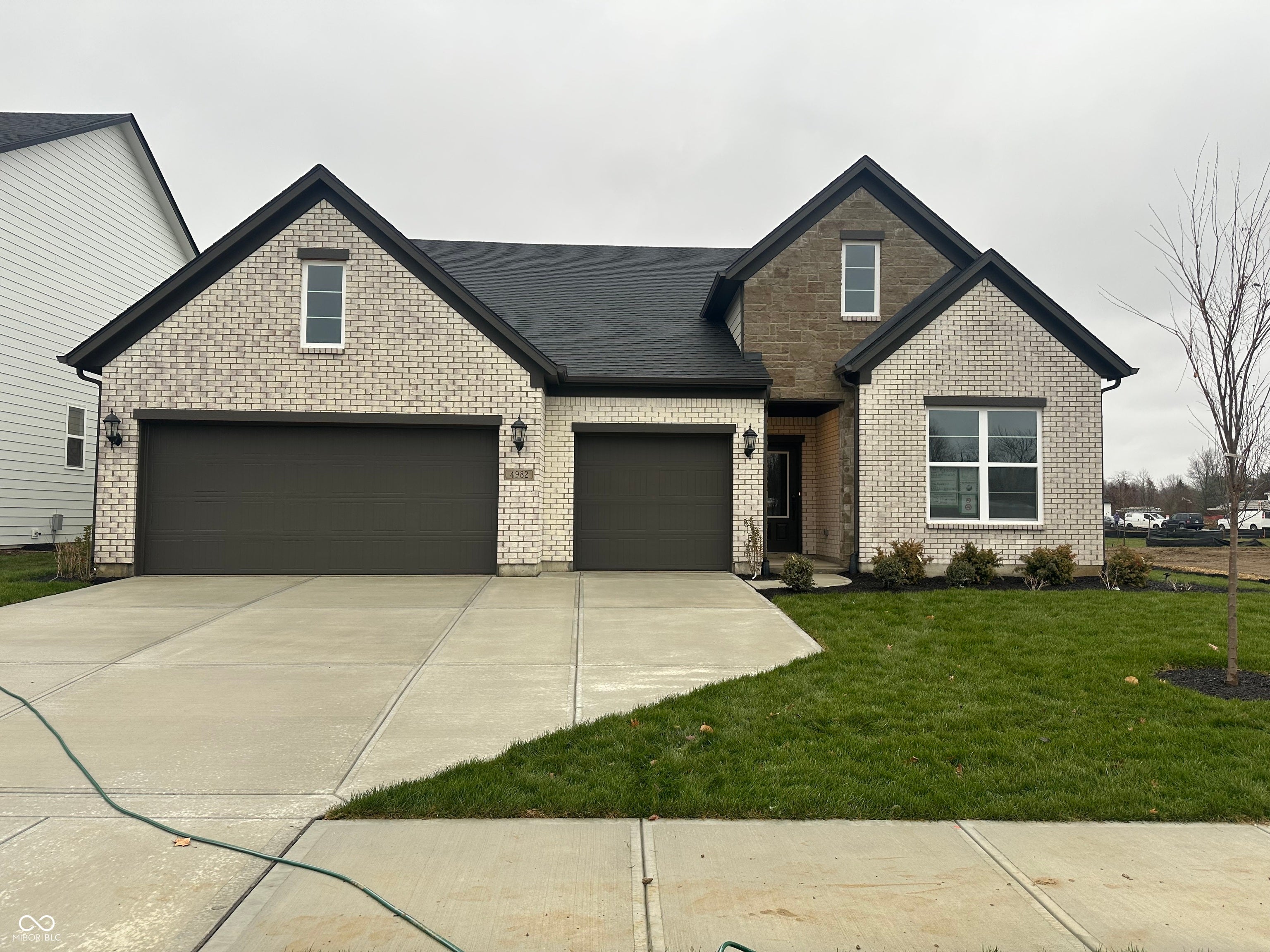 4982 Reavie Court, Noblesville