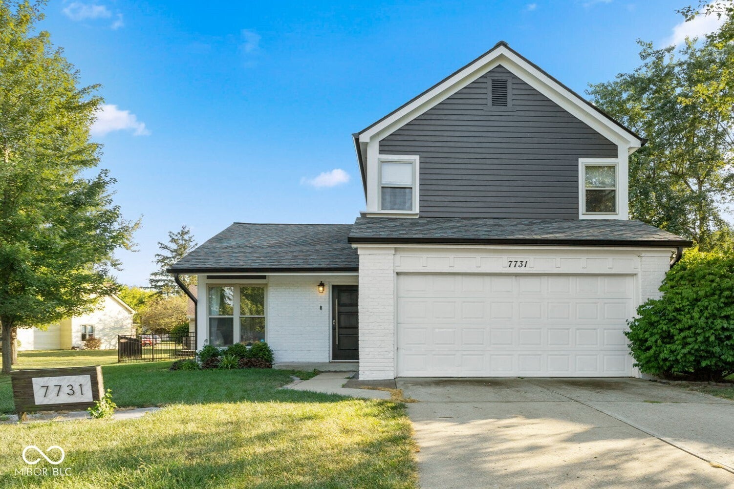 7731 Hollow Ridge Circle, Indianapolis