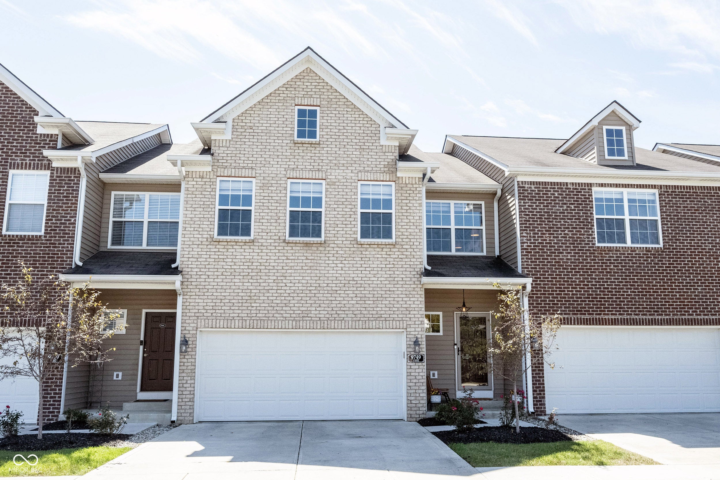 9749 Thorne Cliff Way #102, Fishers