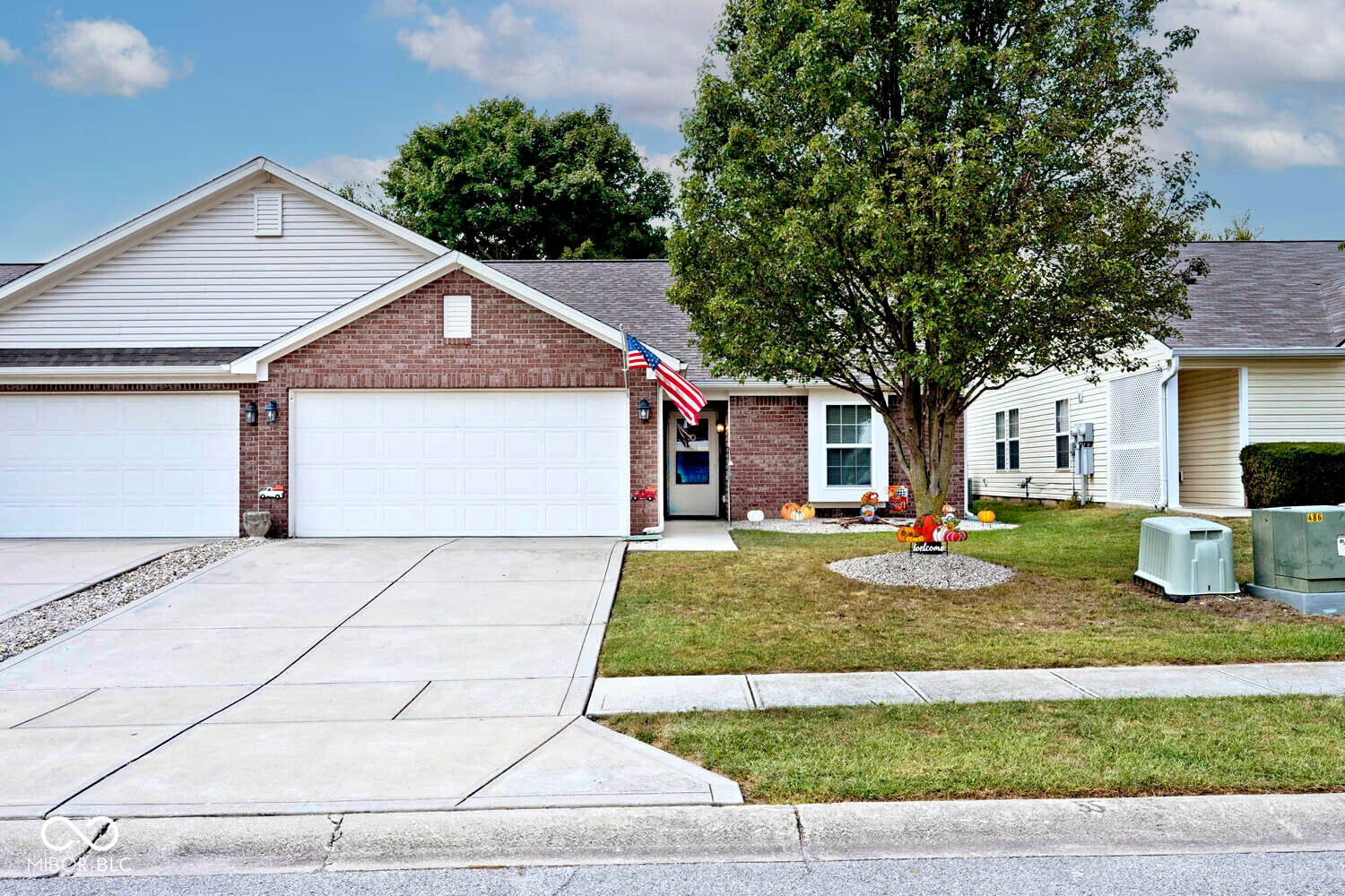 Photo of 6438 Emerald Springs Drive Indianapolis, IN 46221