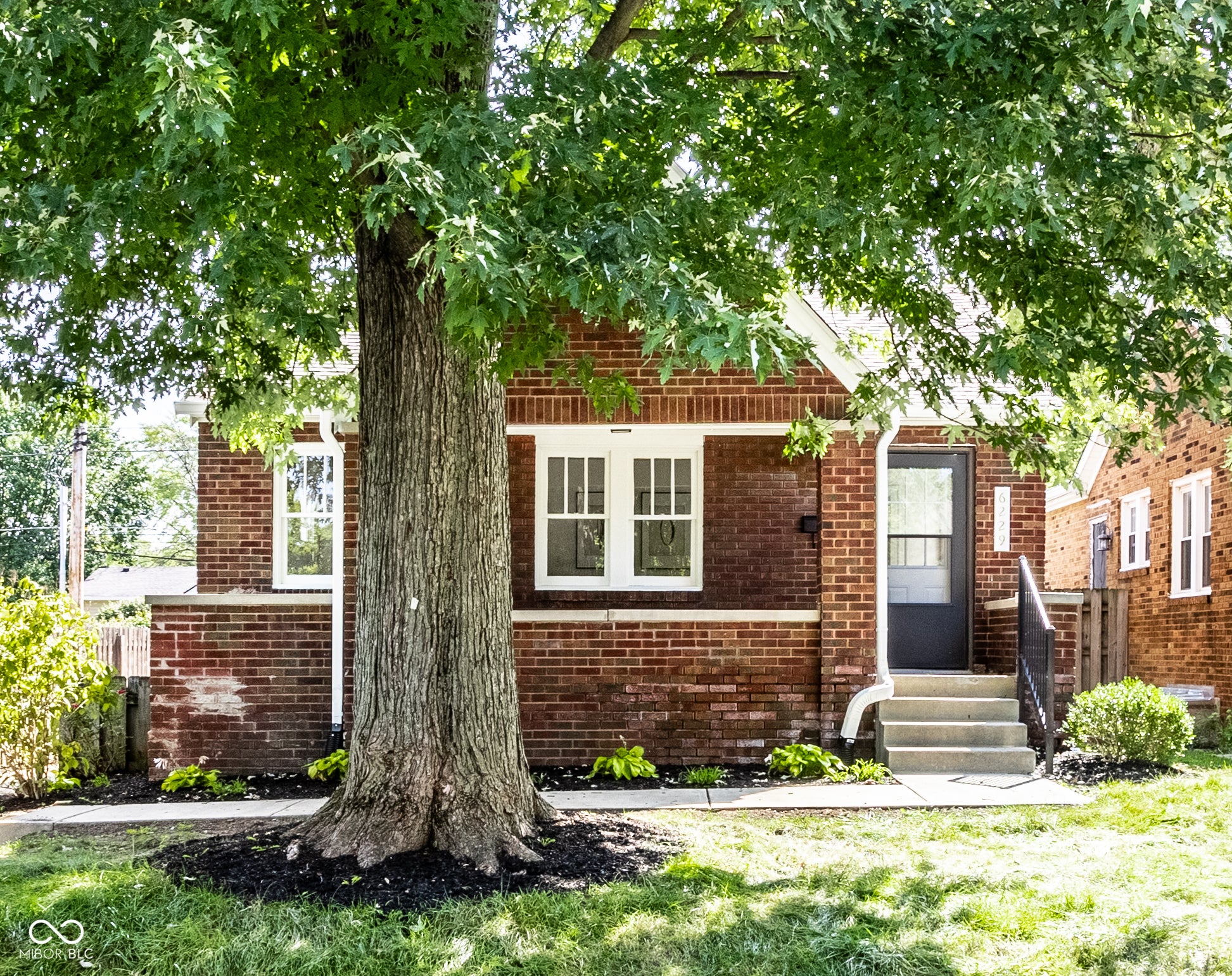 6229 Indianola Avenue, Indianapolis