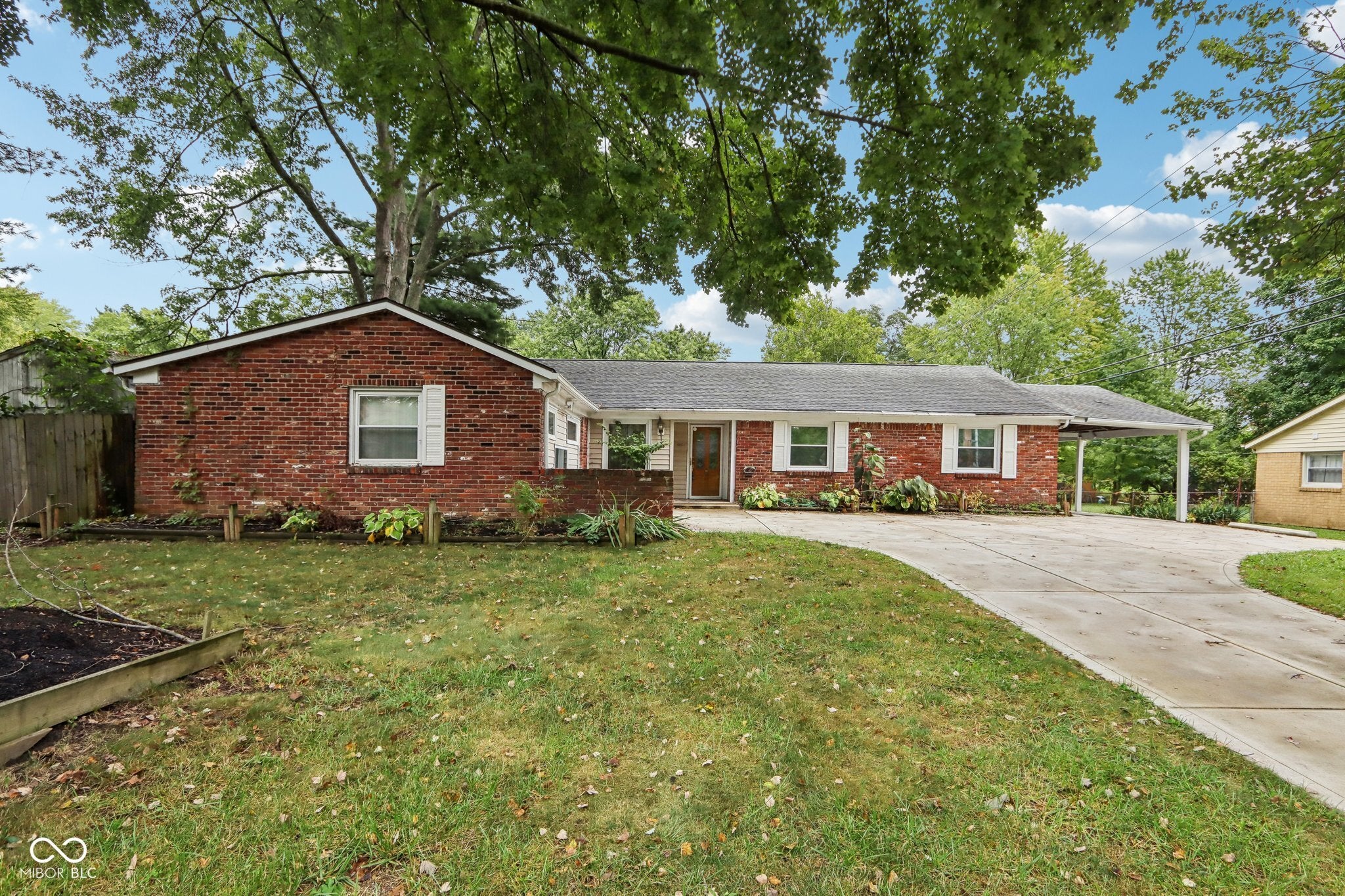 7525 Dorothy Drive, Indianapolis