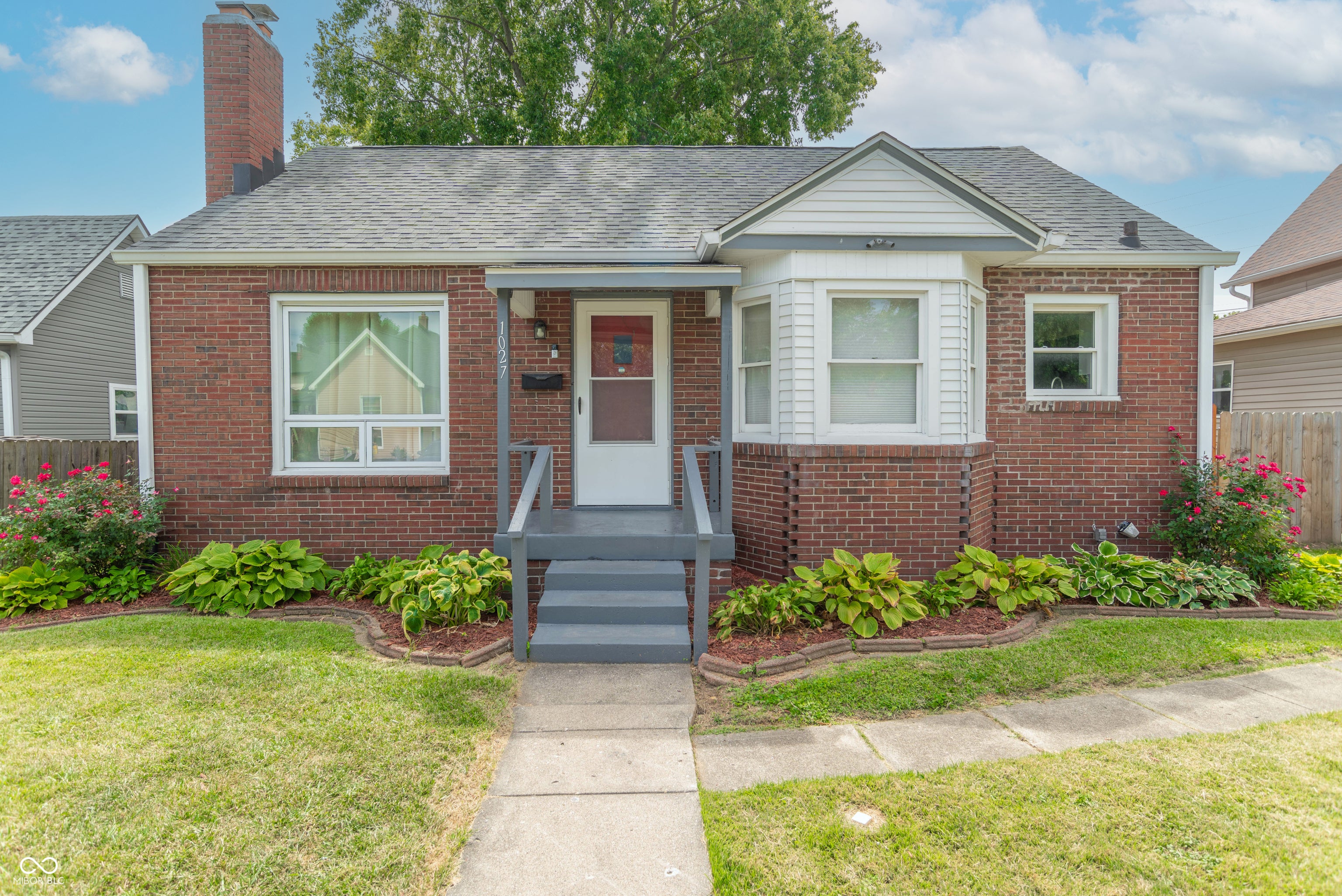 1027 E Castle Avenue, Indianapolis