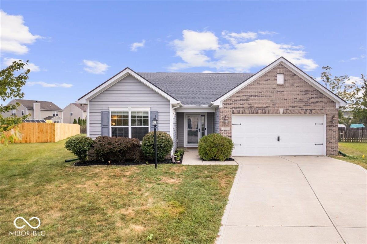 12294 Blue Lake Court, Noblesville