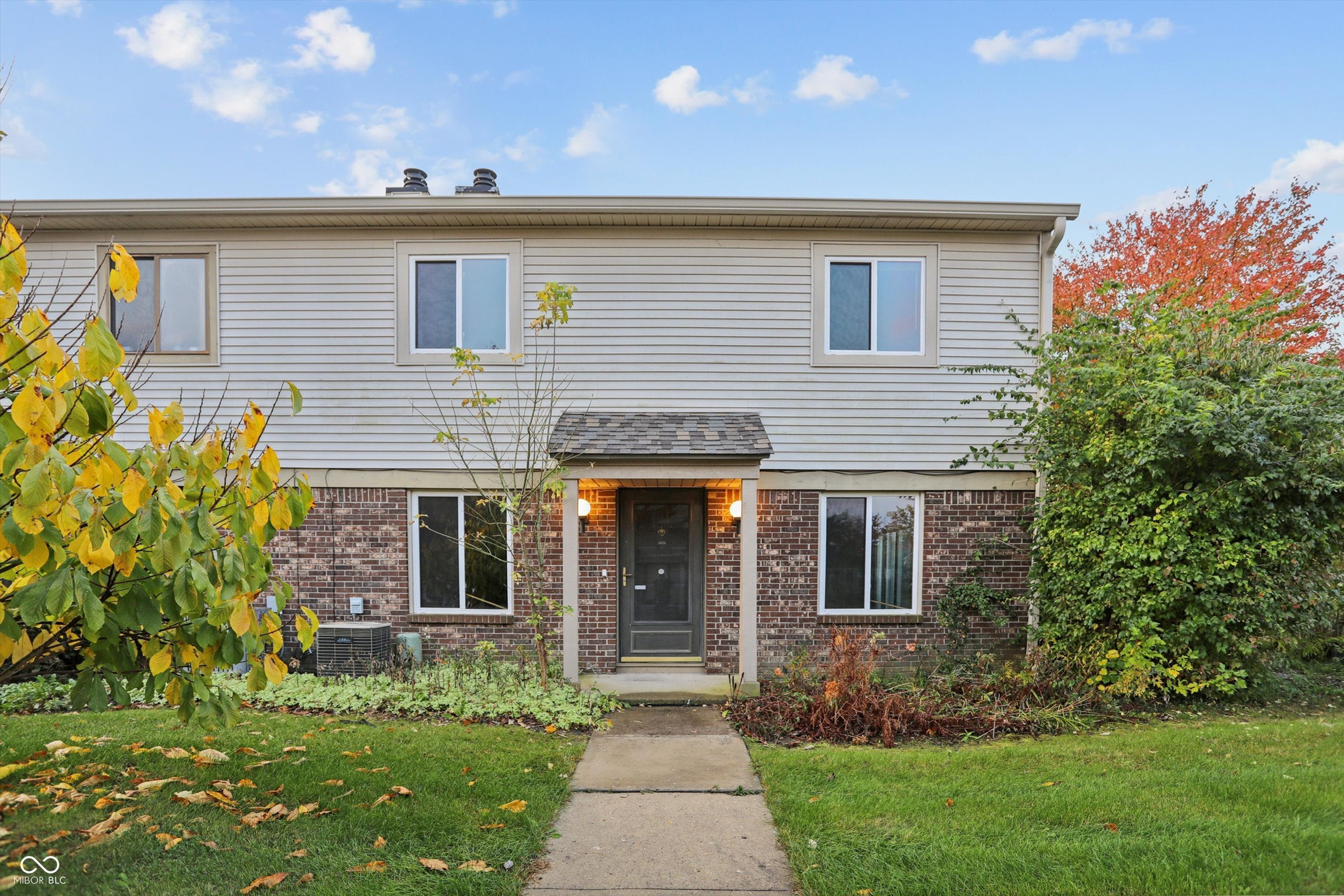 6026 Oakbrook Lane, Indianapolis