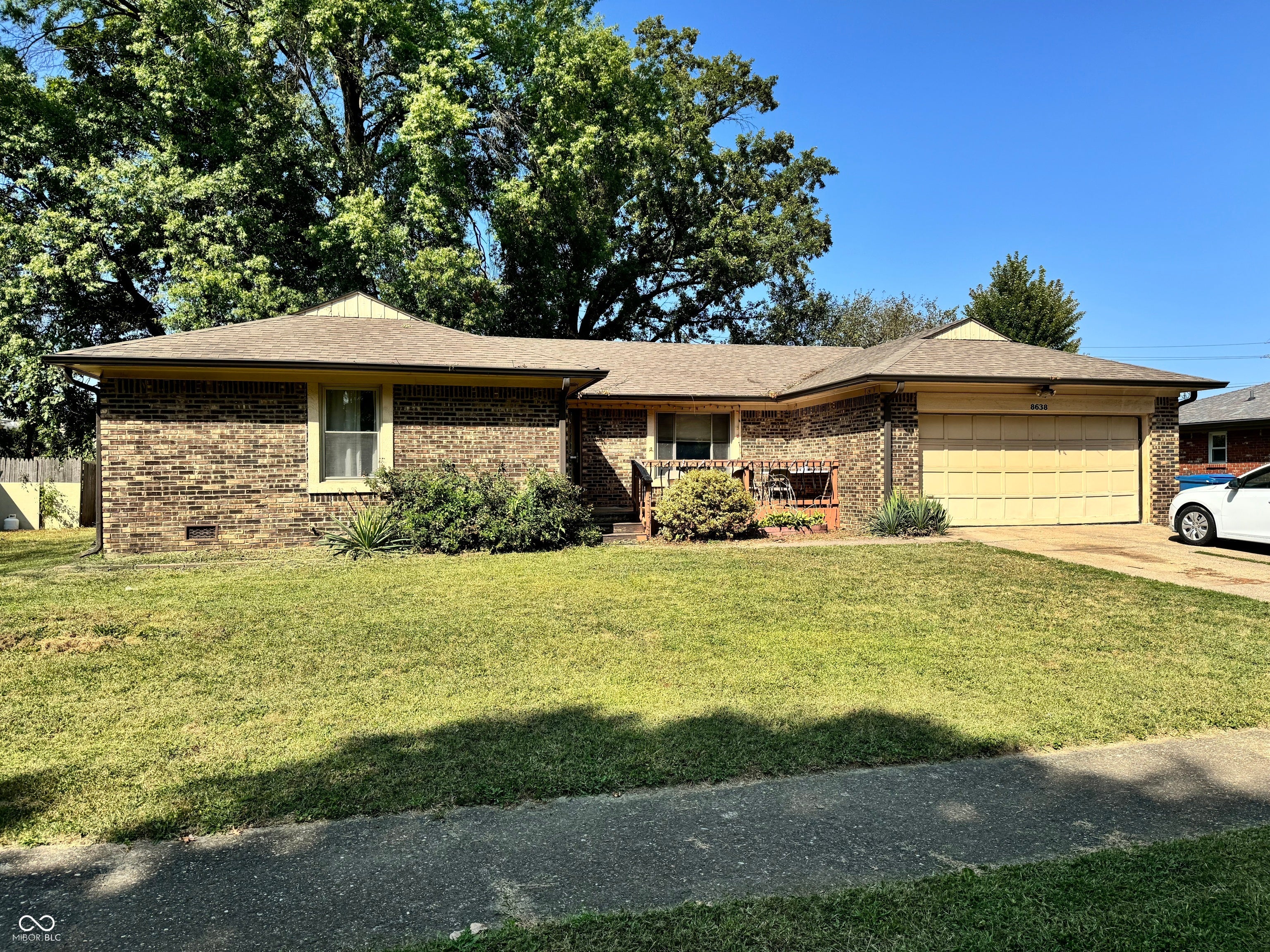 Photo of 8638 Skyway Drive Indianapolis, IN 46219