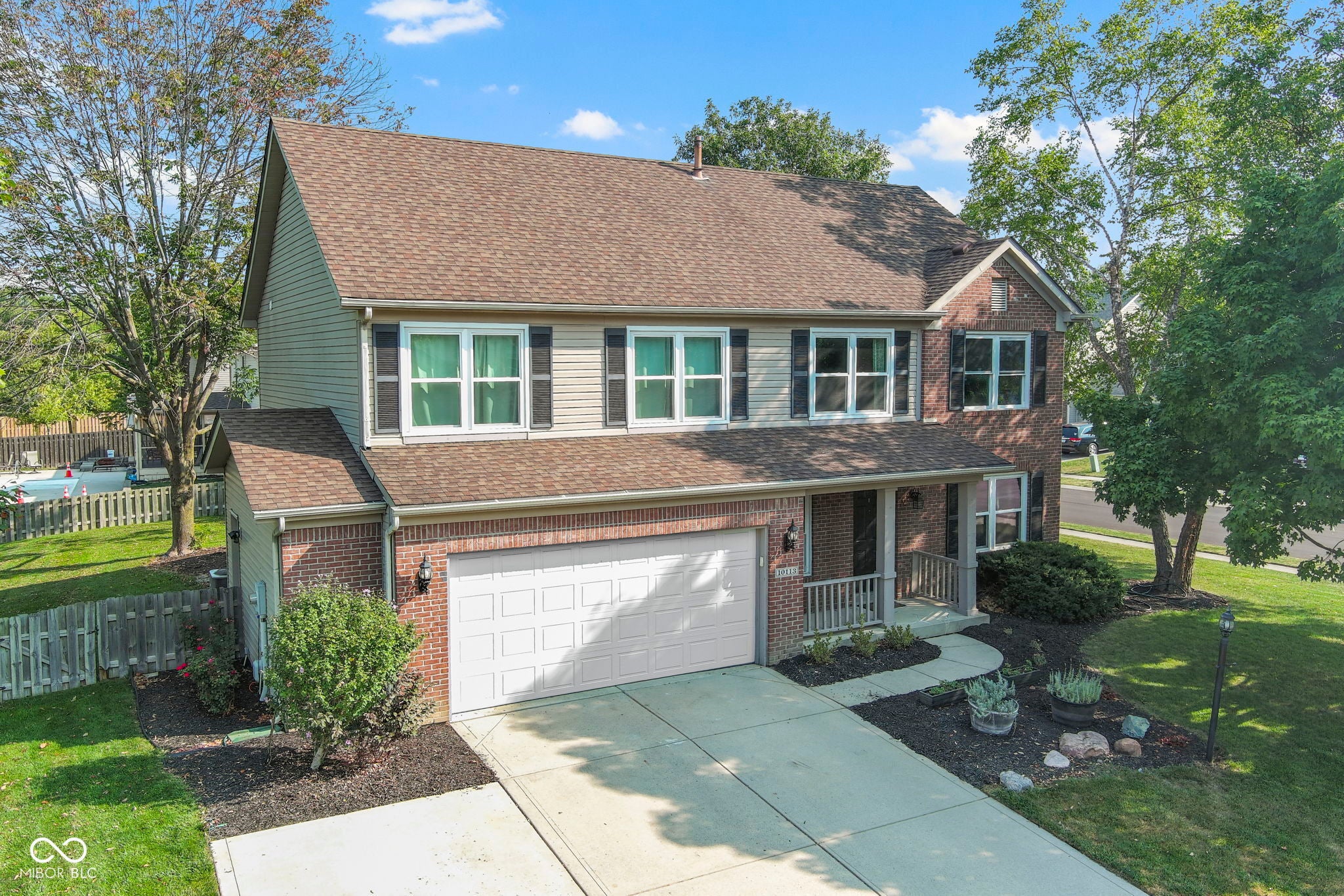 10113 Hawks Lake Drive, Fishers