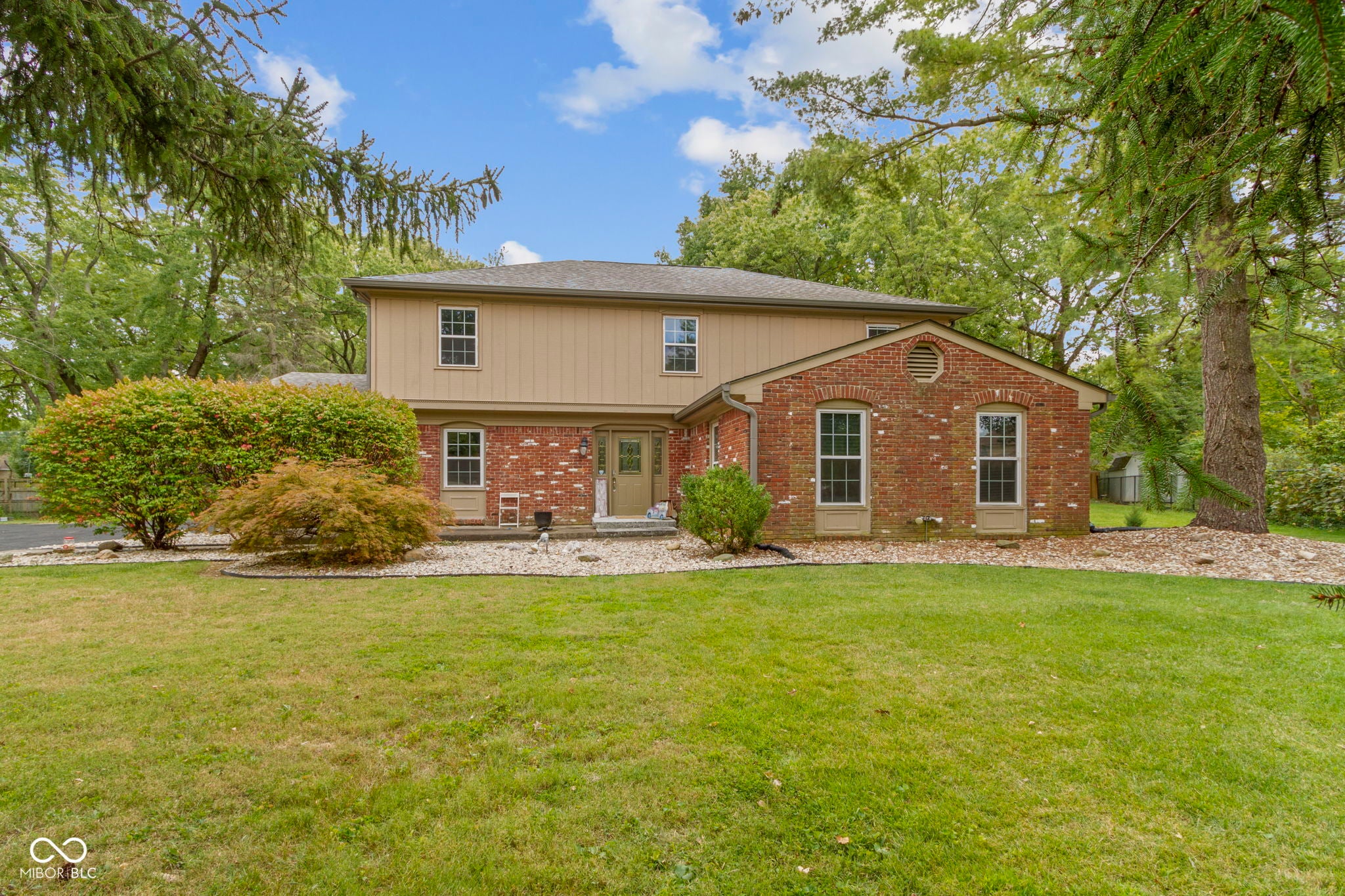 5519 Eastbourne Circle, Indianapolis