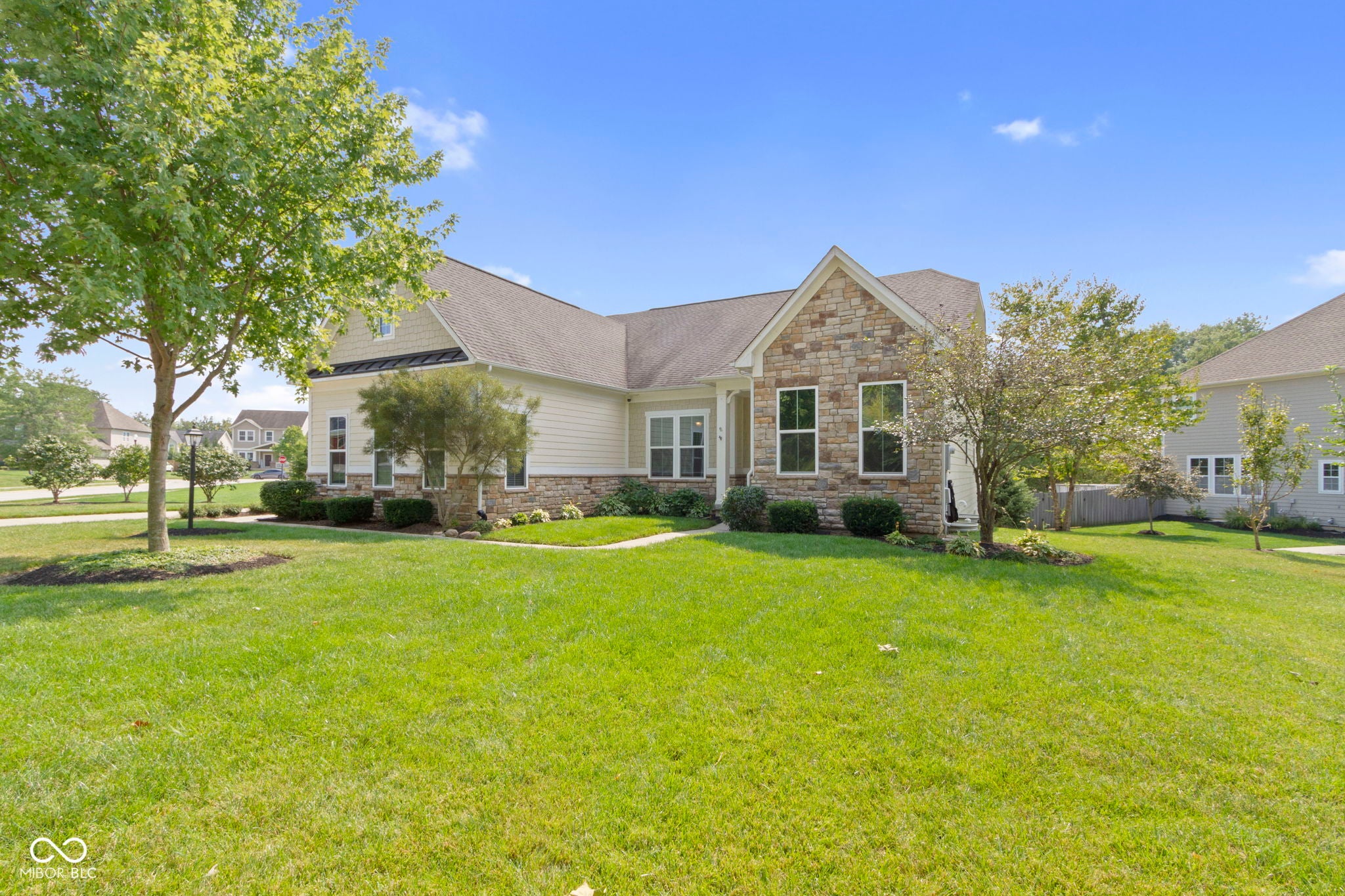 6825 Old Stable Road, Avon