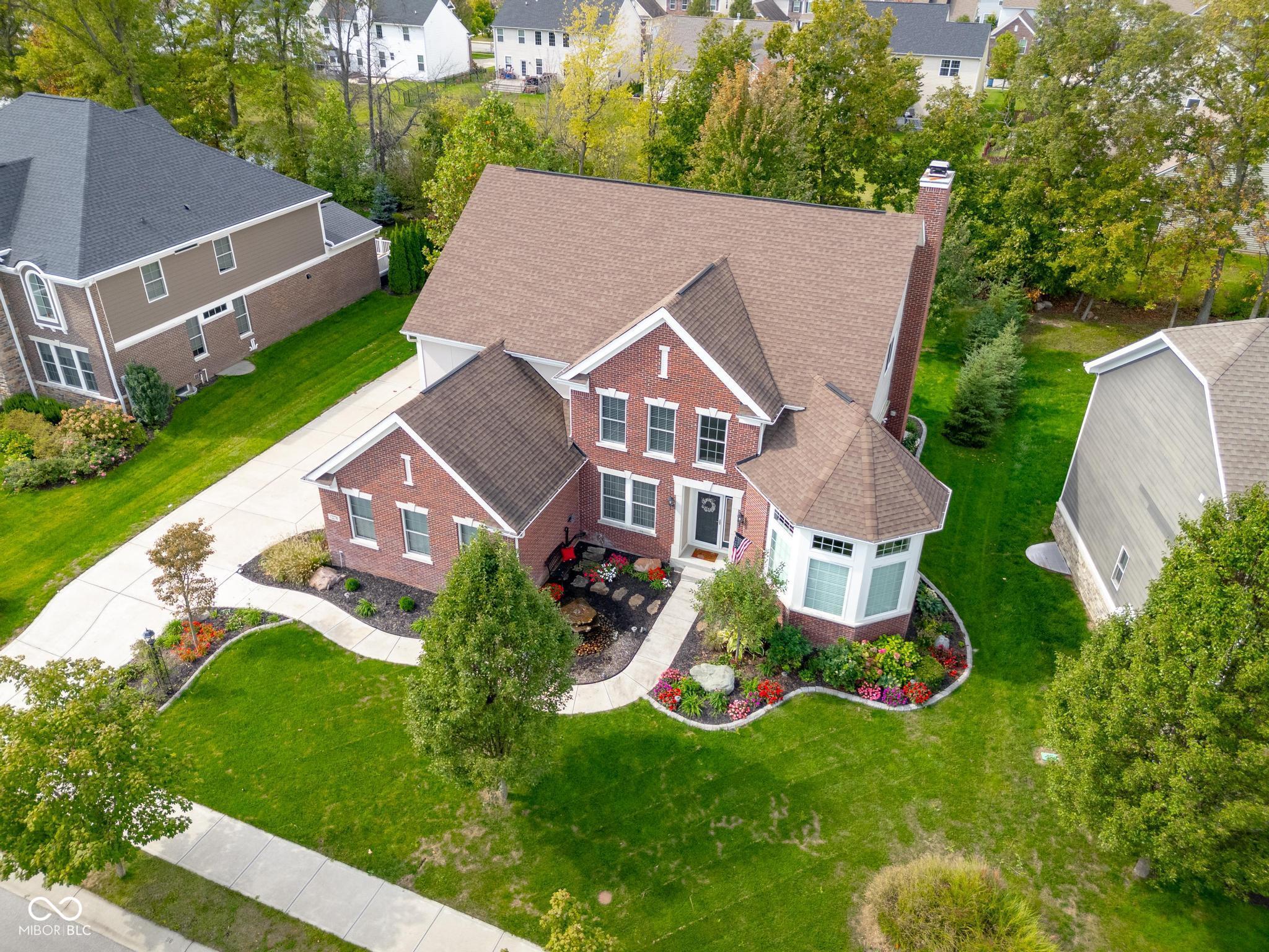 12270 Whispering Breeze Drive, Fishers