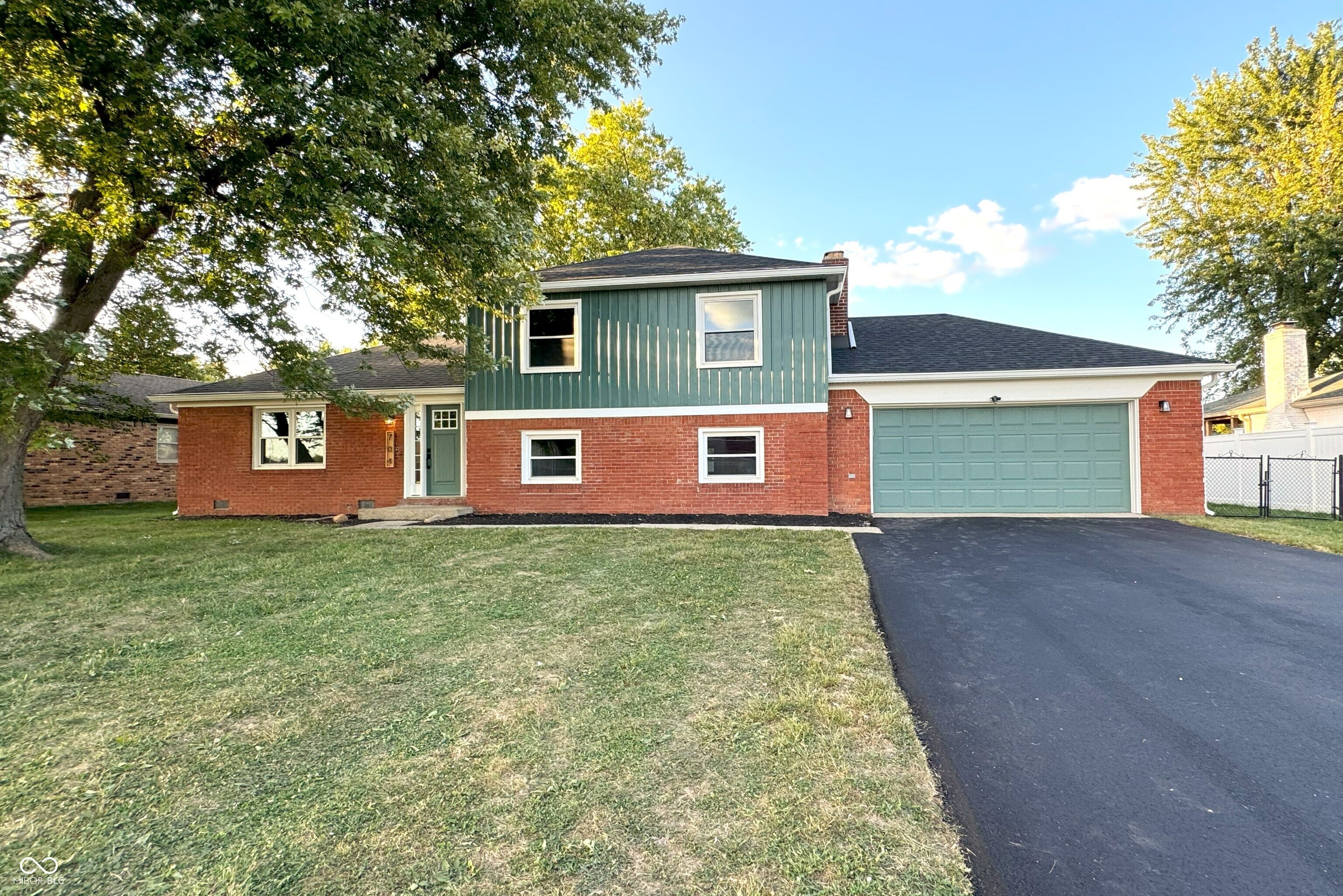 704 Airport Road, Brownsburg