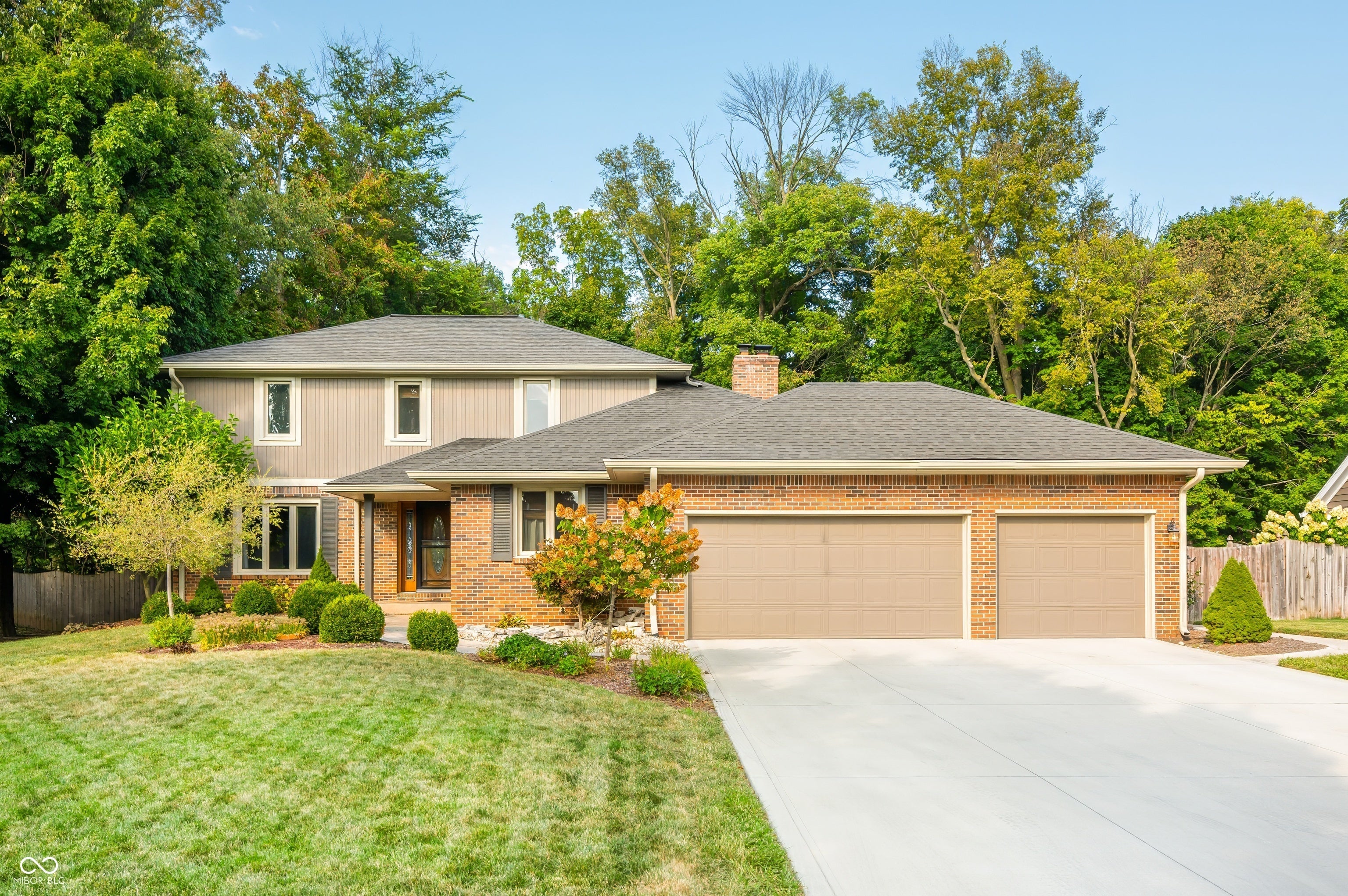 4130 W Crooked Lane, Greenwood