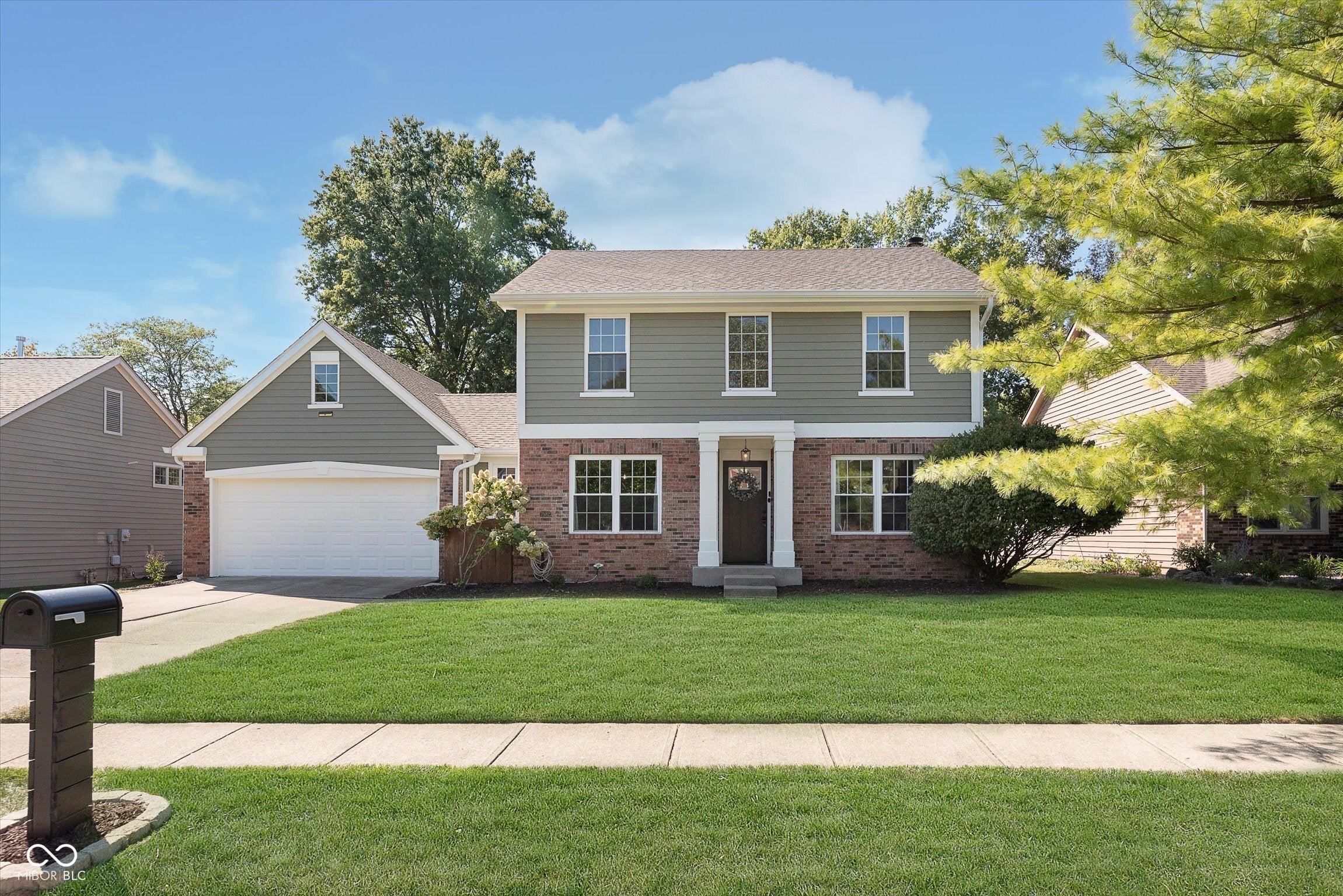 7582 Pinesprings East Drive, Indianapolis