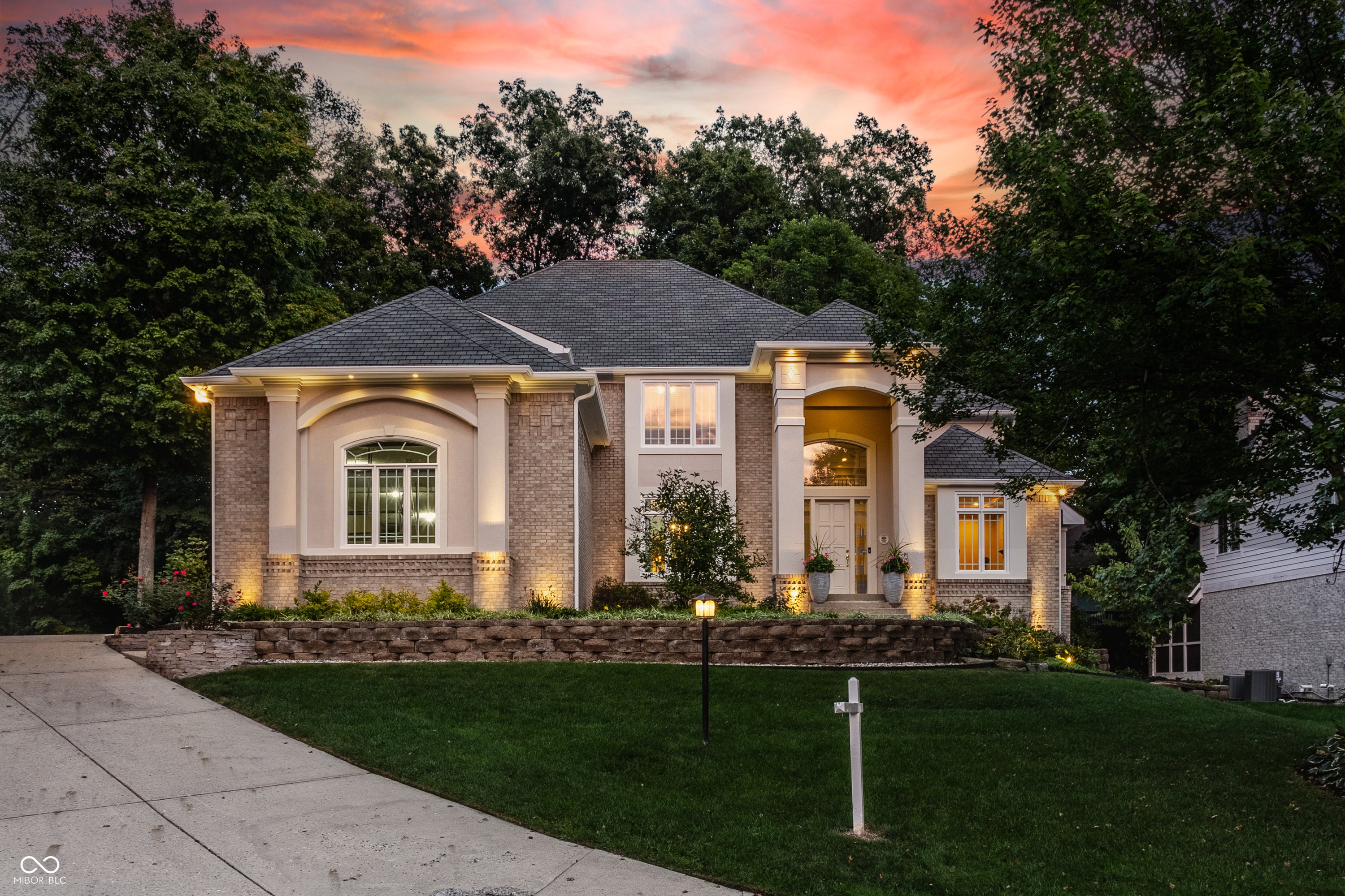 4553 Chase Oak Court, Zionsville