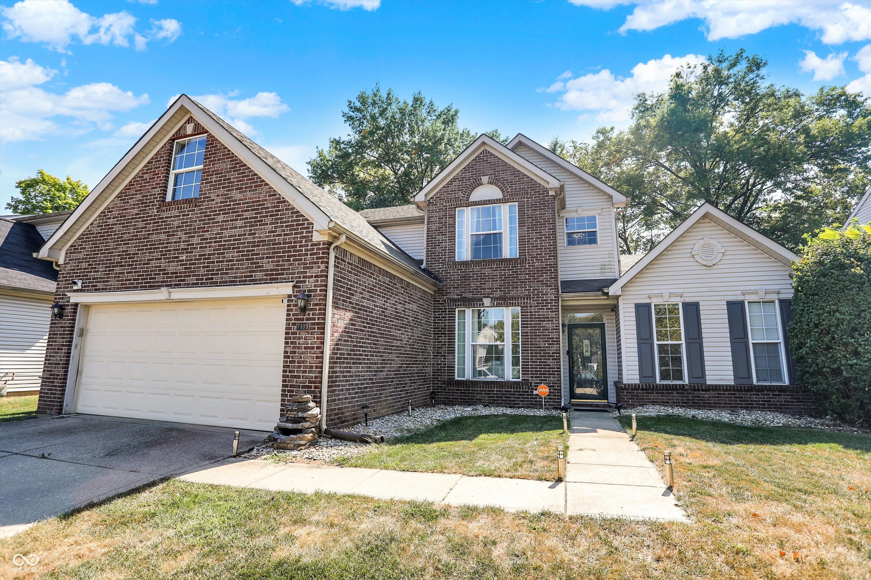 7109 Rolling Hills Drive, Indianapolis