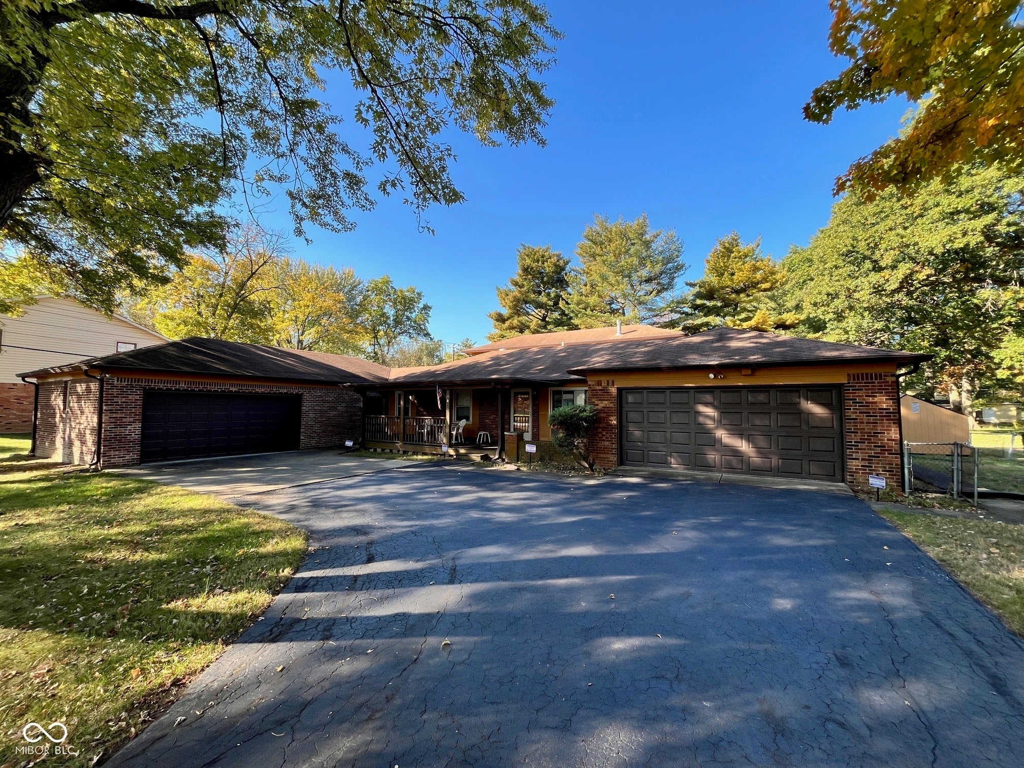 6802 Hoover Road, Indianapolis