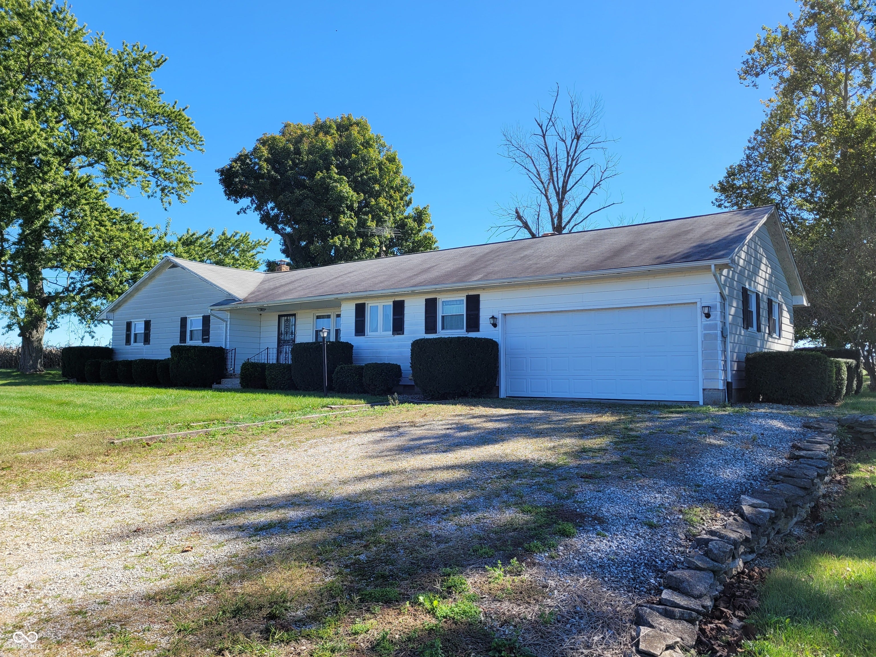 6131 E 250 S, Rushville