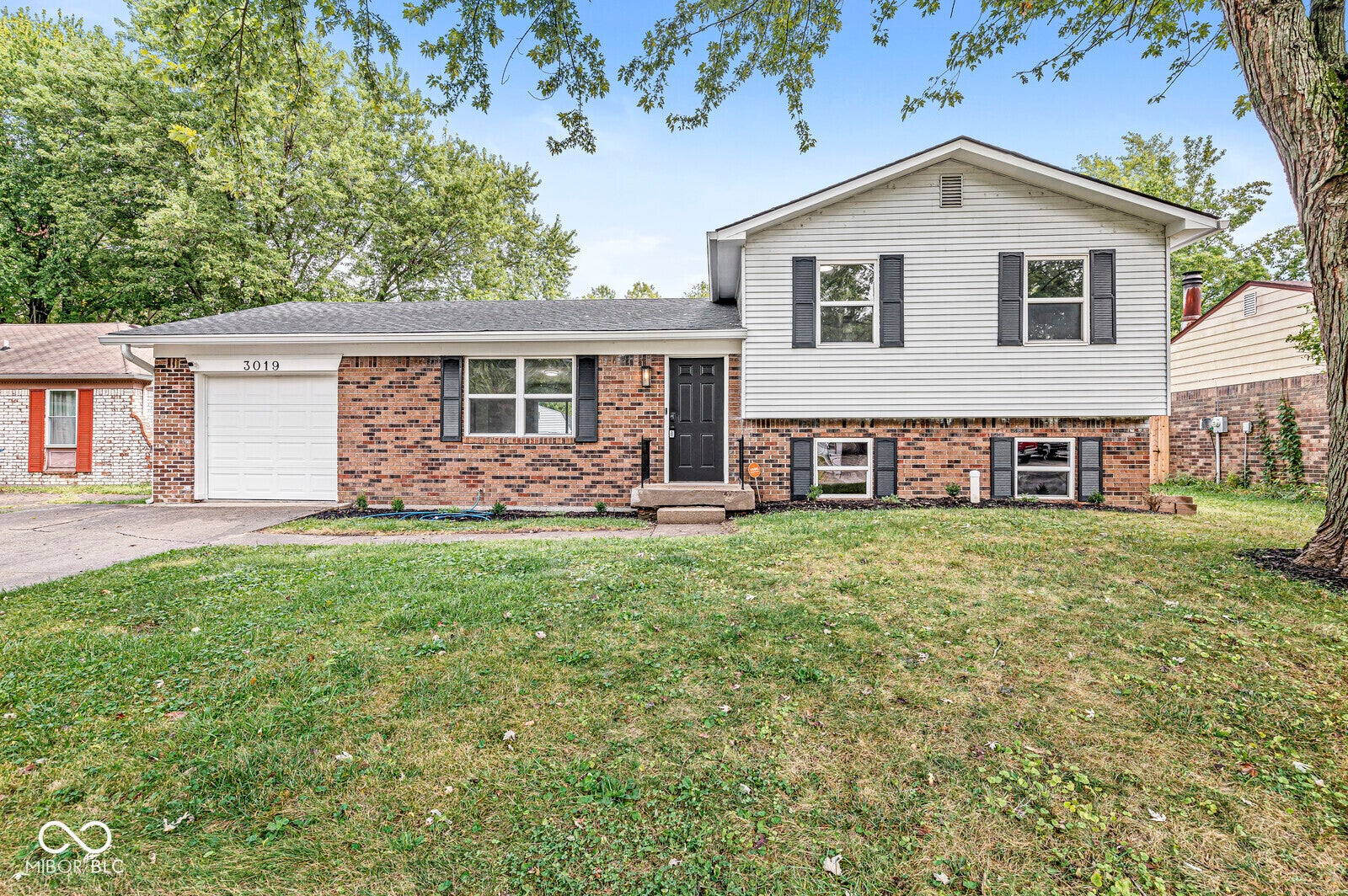 3019 Acoma Drive, Indianapolis