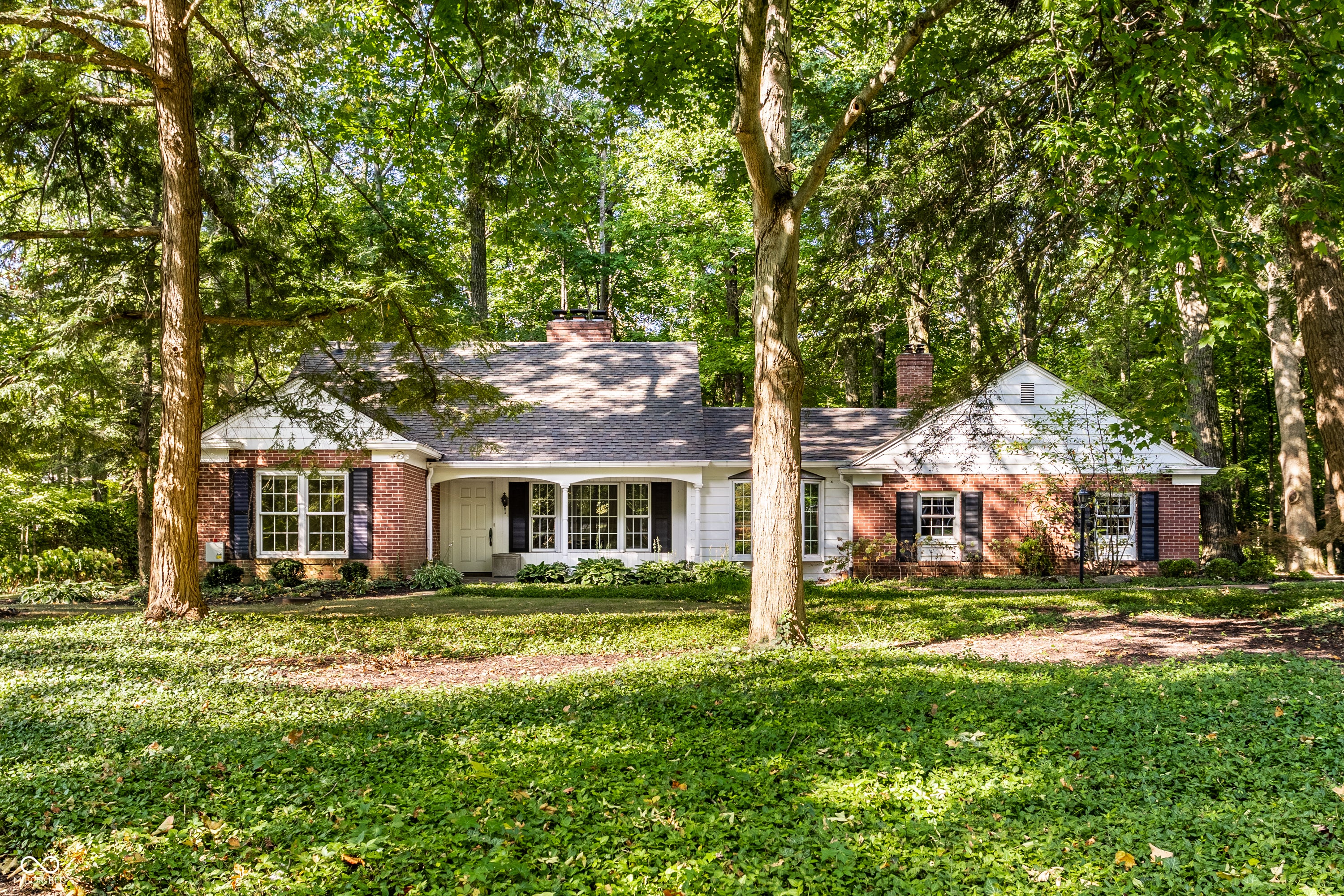 9015 Pickwick Drive, Indianapolis