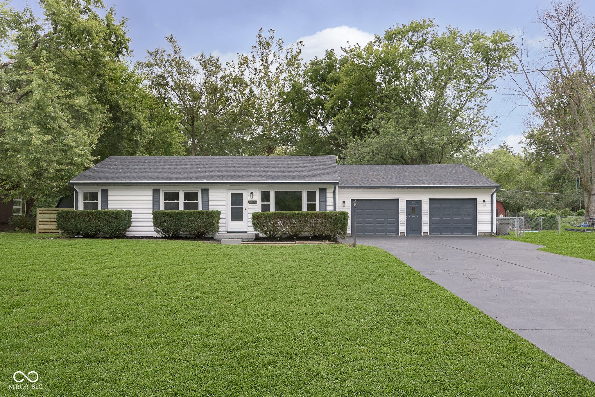 2433 Endsley Drive, Indianapolis