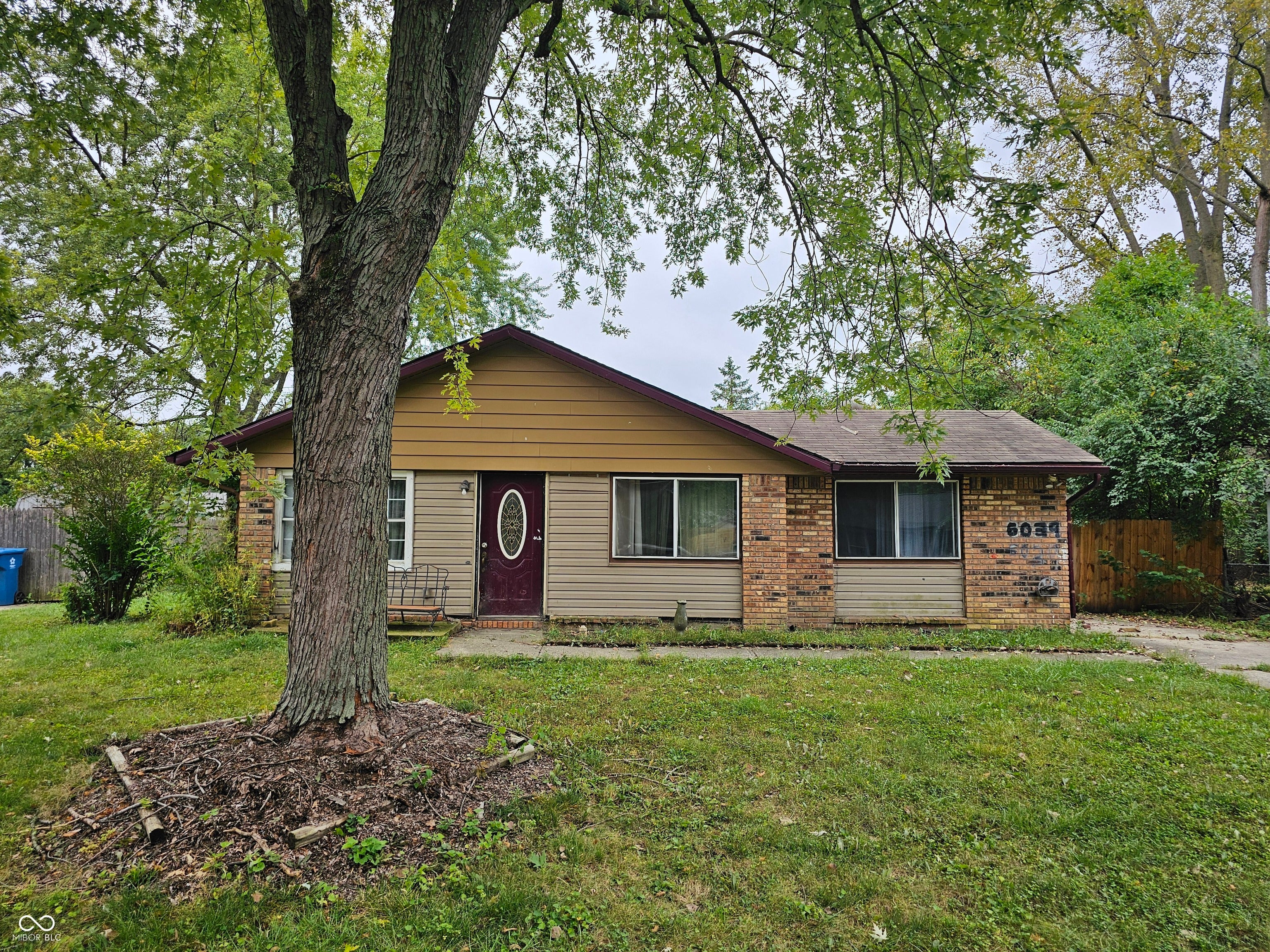 6039 Ipswich Court, Indianapolis