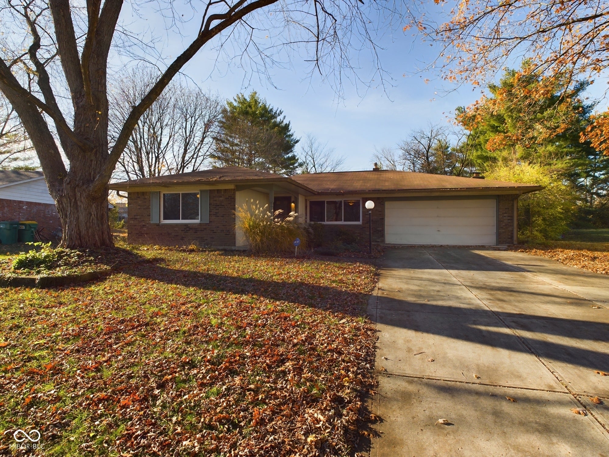 Photo of 1726 Trace Lane Indianapolis, IN 46260