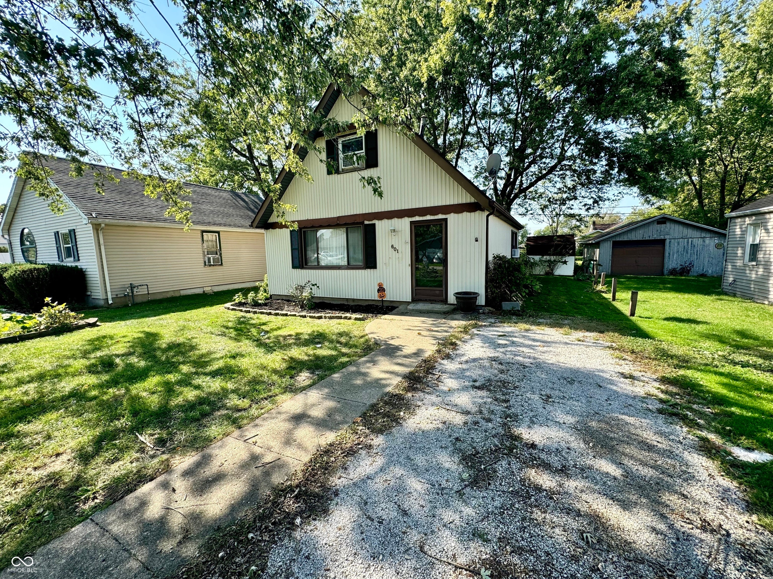 601 S Grace Avenue, Crawfordsville