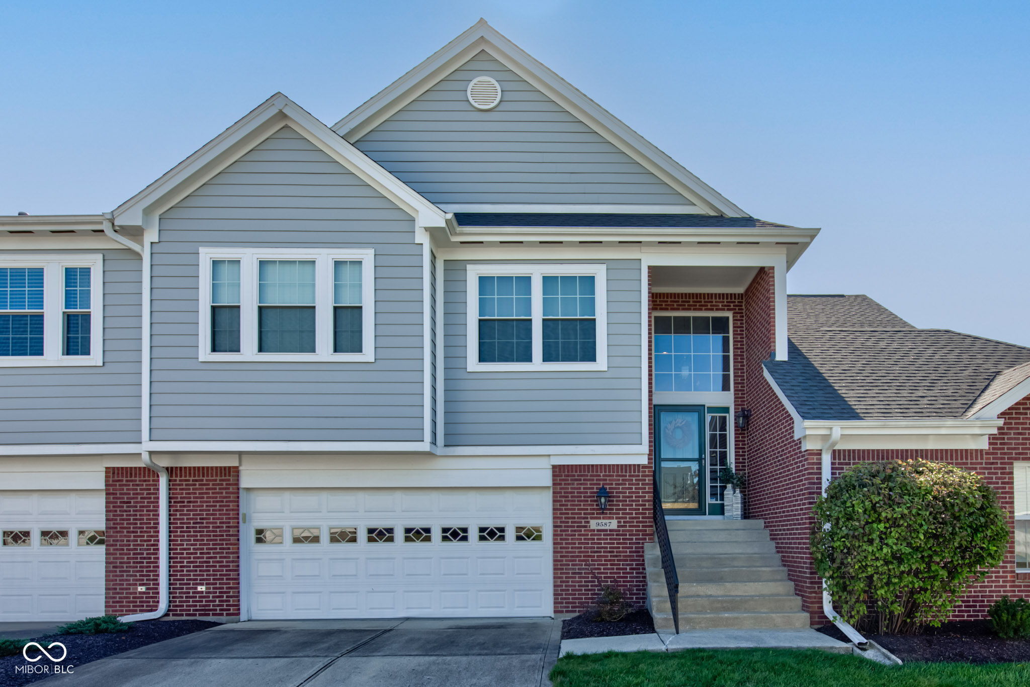 9587 Feather Grass Way, Fishers