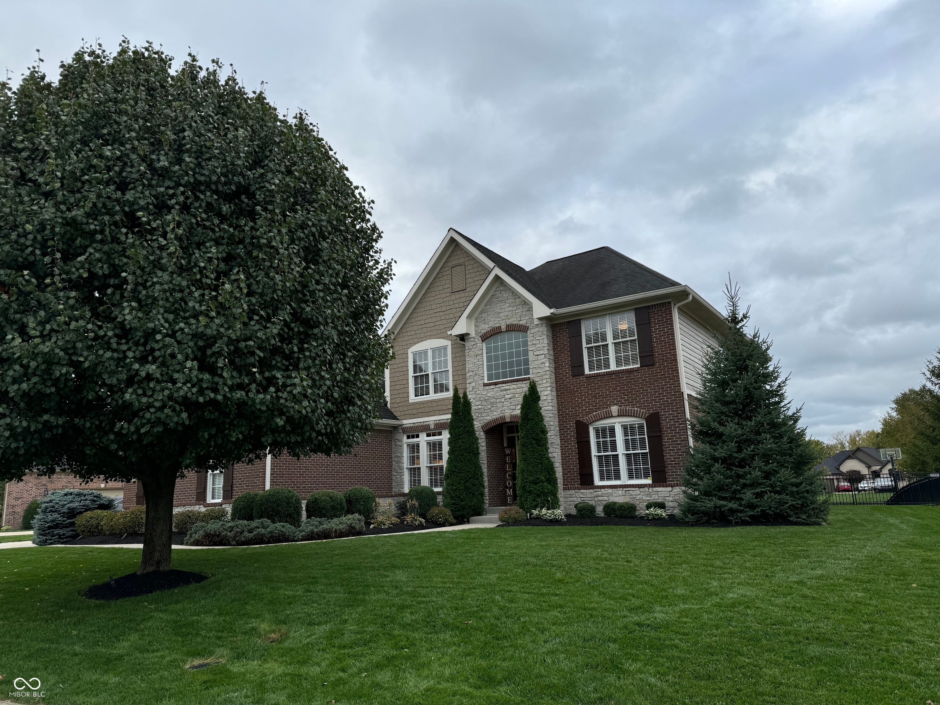 9869 Wild Turkey Row, Fishers