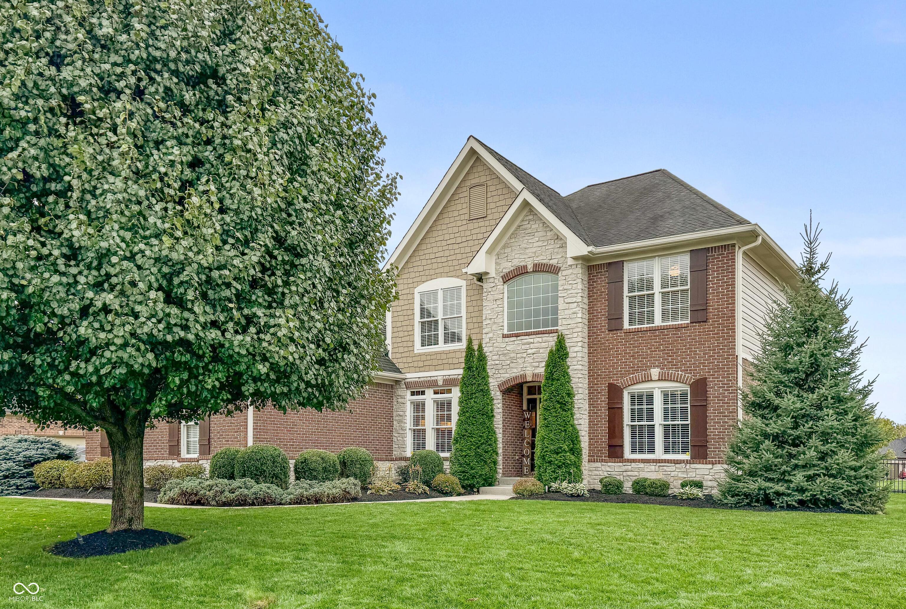 9869 Wild Turkey Row, Fishers