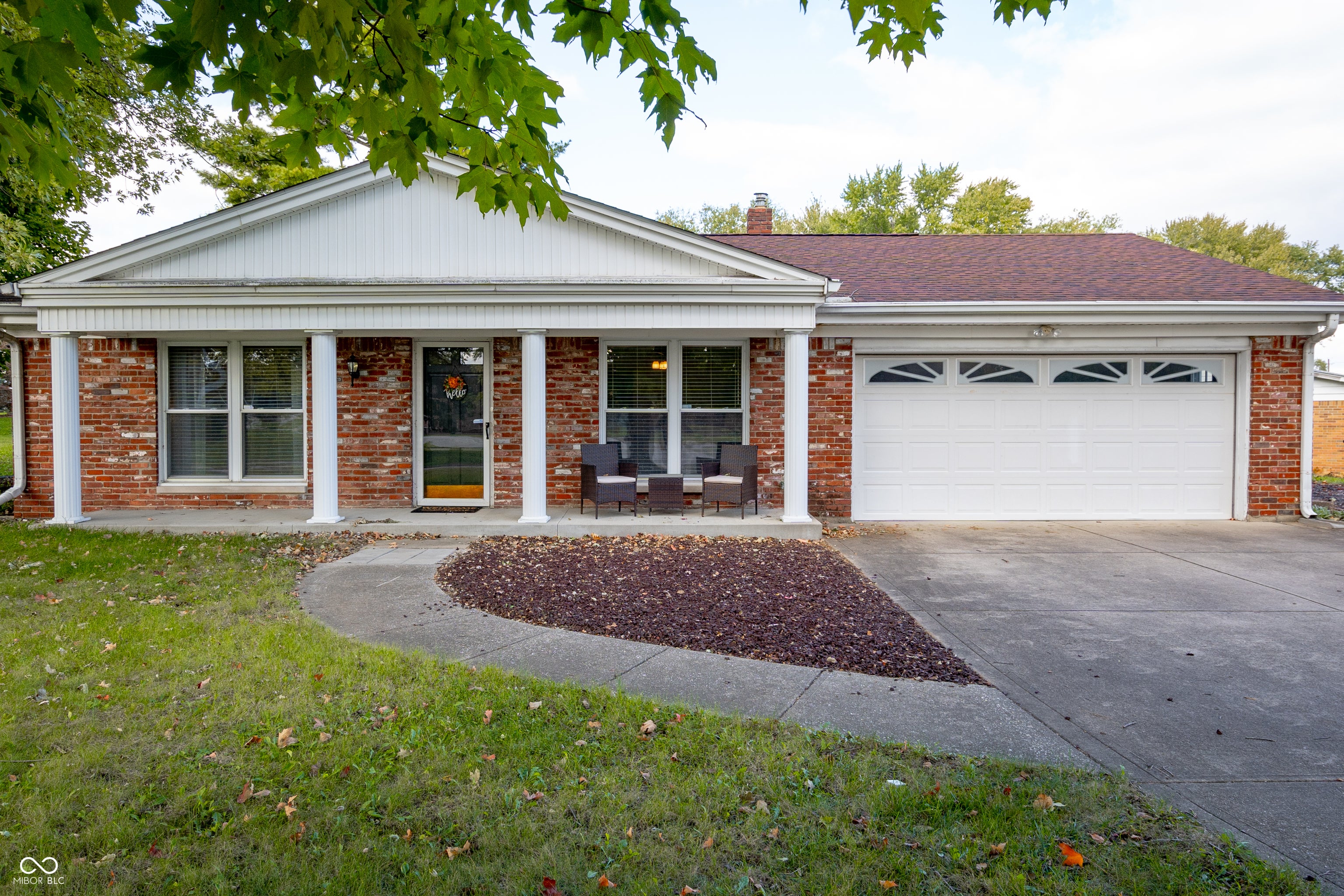 106 W Hill Valley Drive, Indianapolis