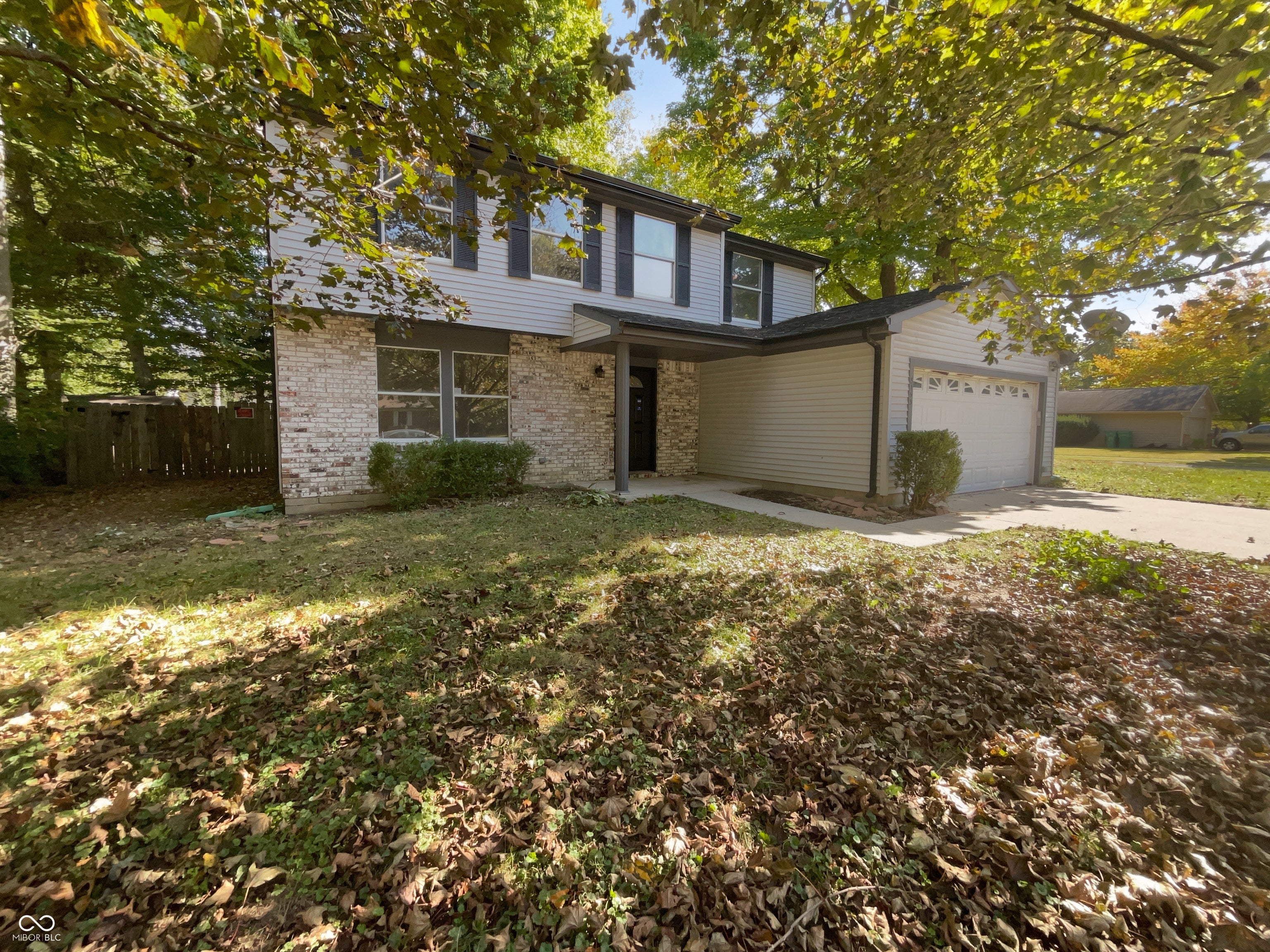 8153 Ashwood Court, Indianapolis