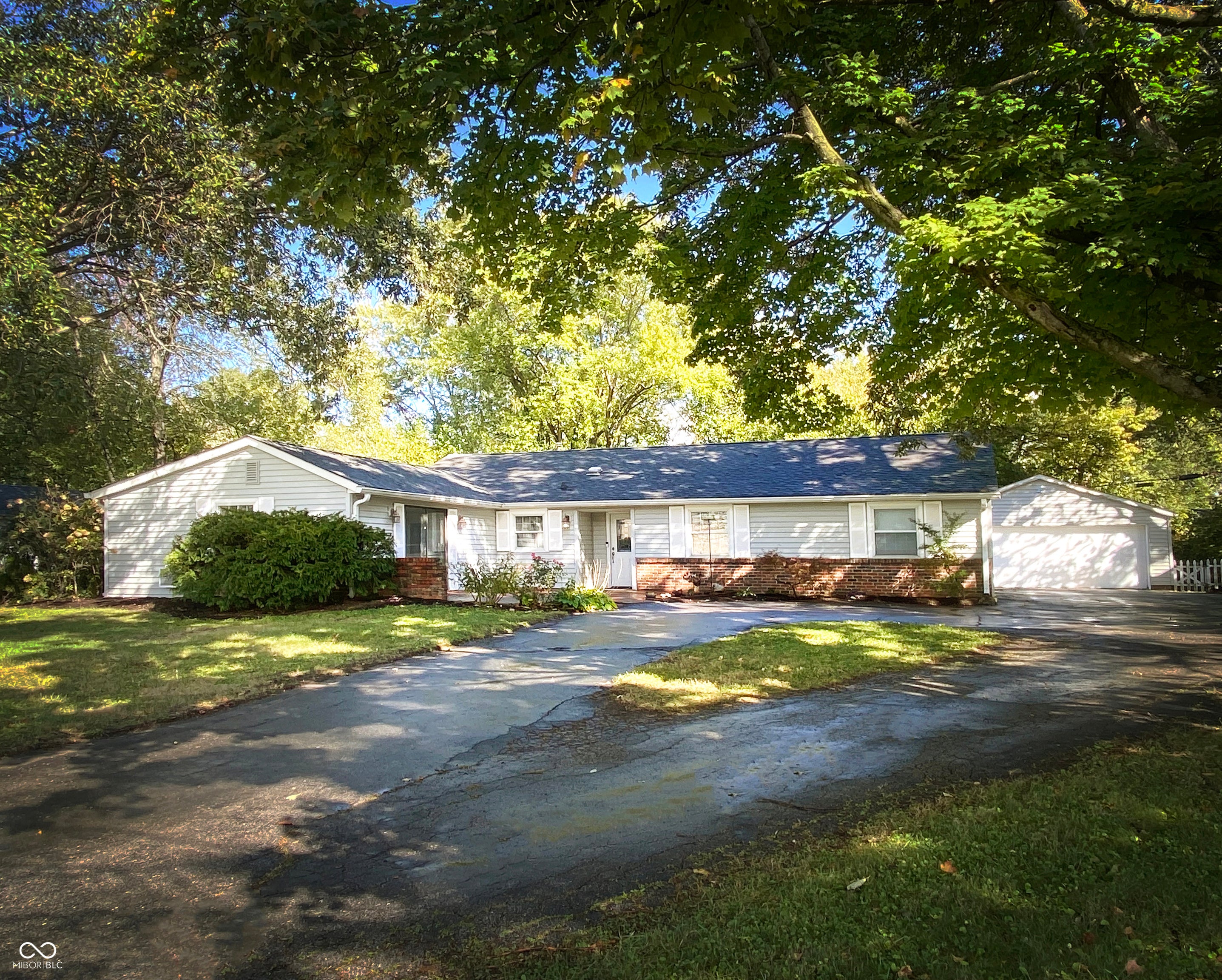 7105 Hague Road, Indianapolis