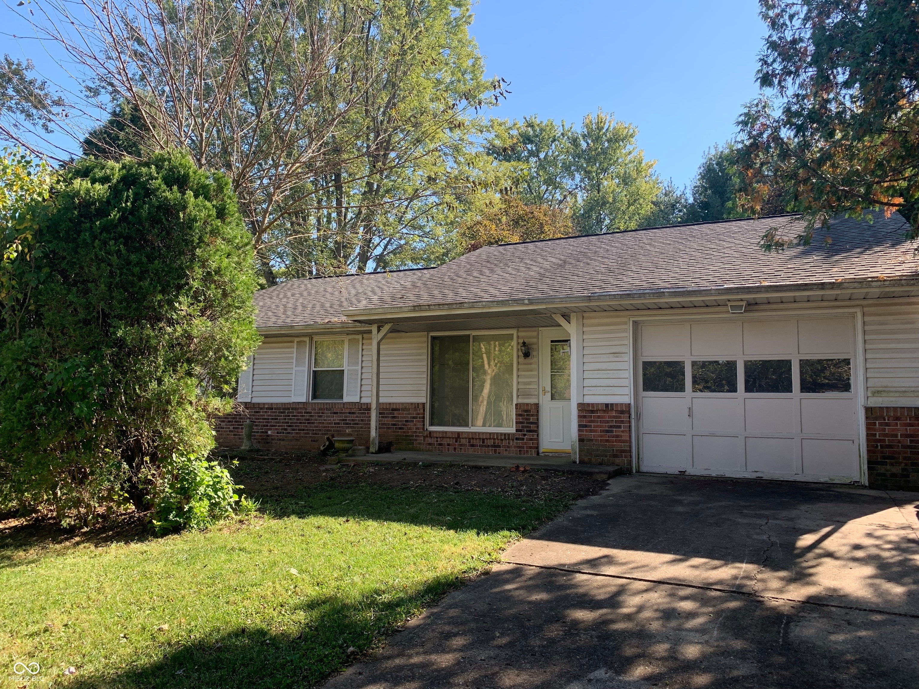 10539 Folsom Drive, Indianapolis