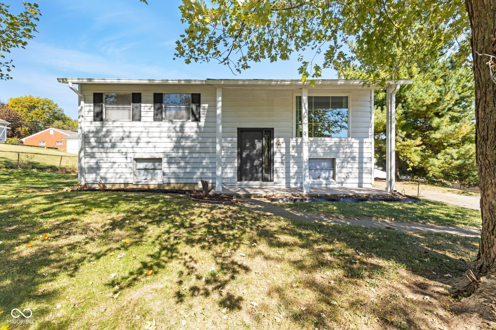 4432 Standish Drive, Indianapolis