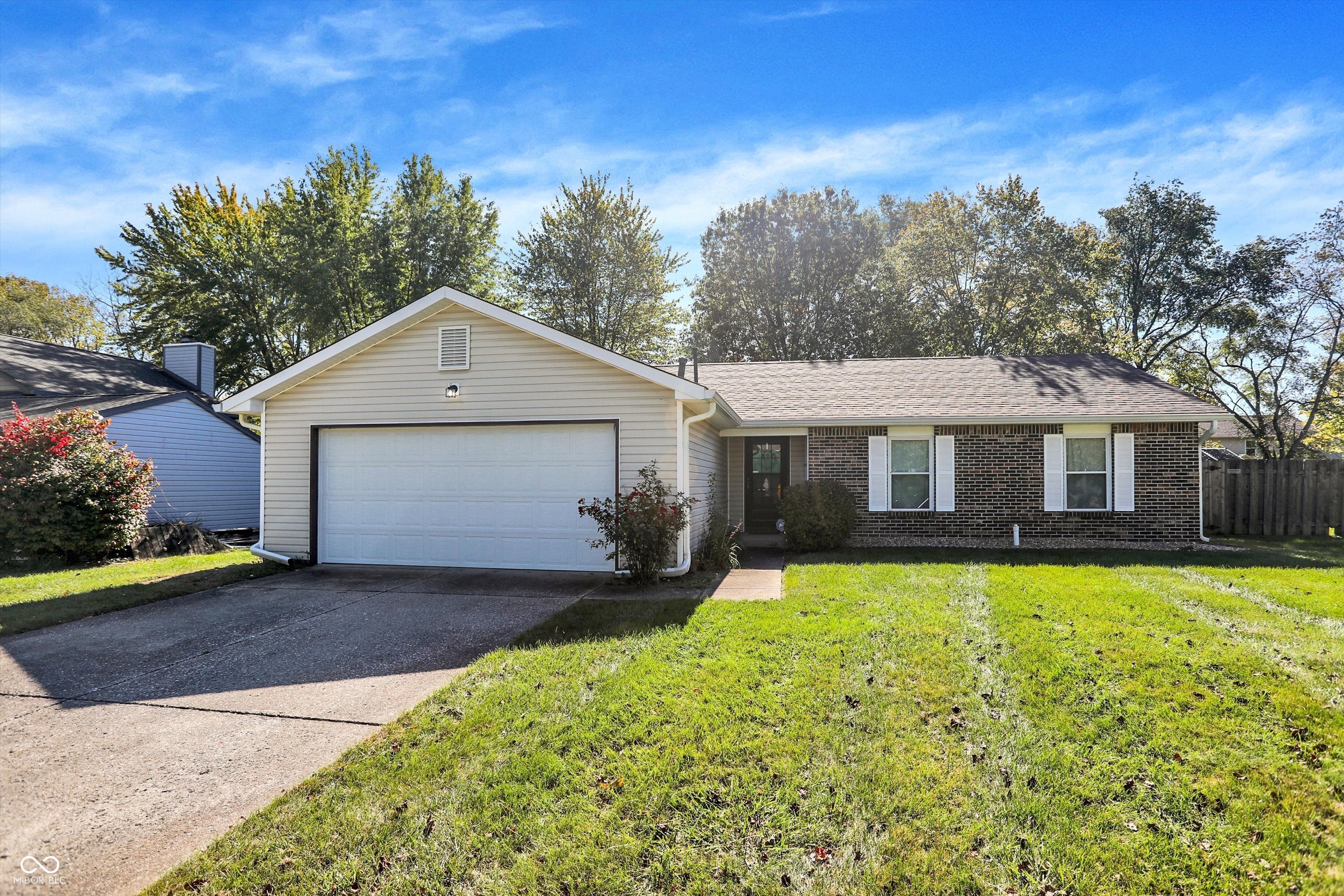 3727 Pebble Creek Drive, Indianapolis