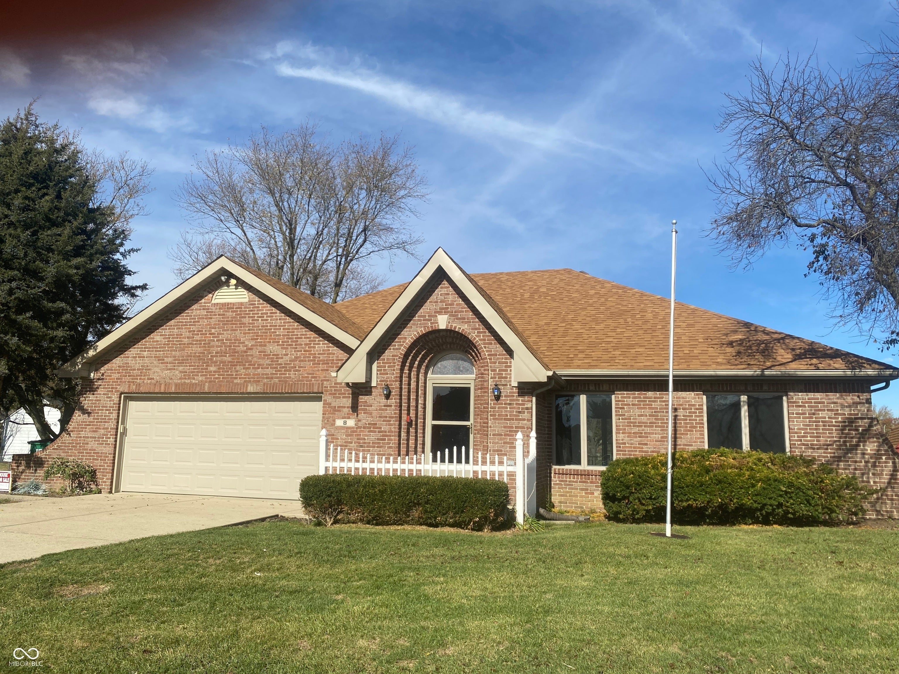 Photo of 8 Jackson Court Brownsburg, IN 46112