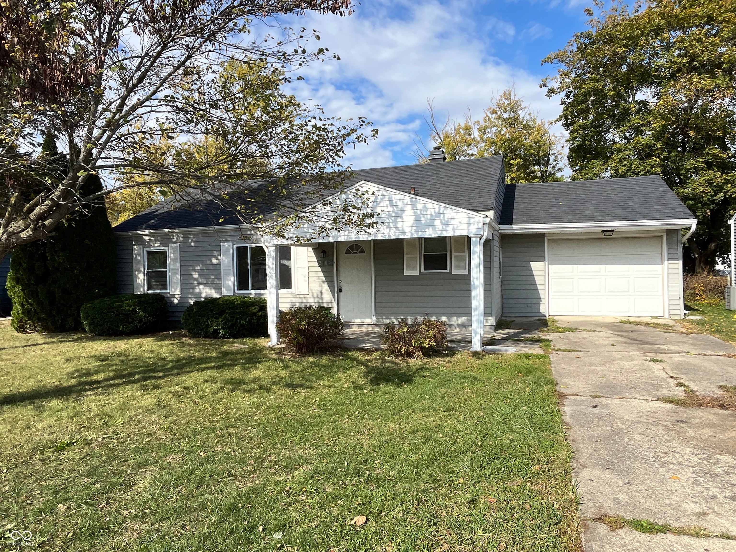 2104 E 23rd Street, Muncie