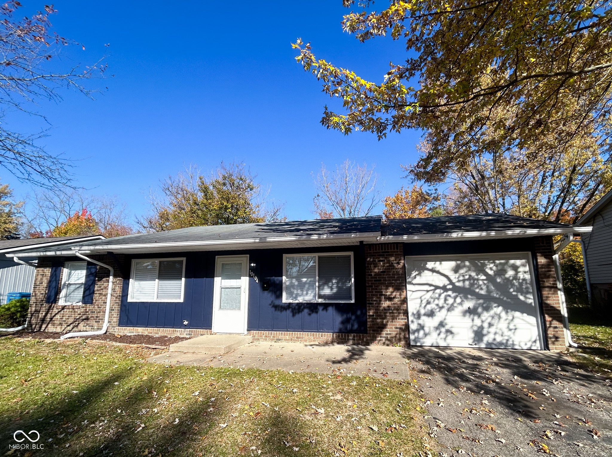 10104 Ridgefield Drive, Indianapolis