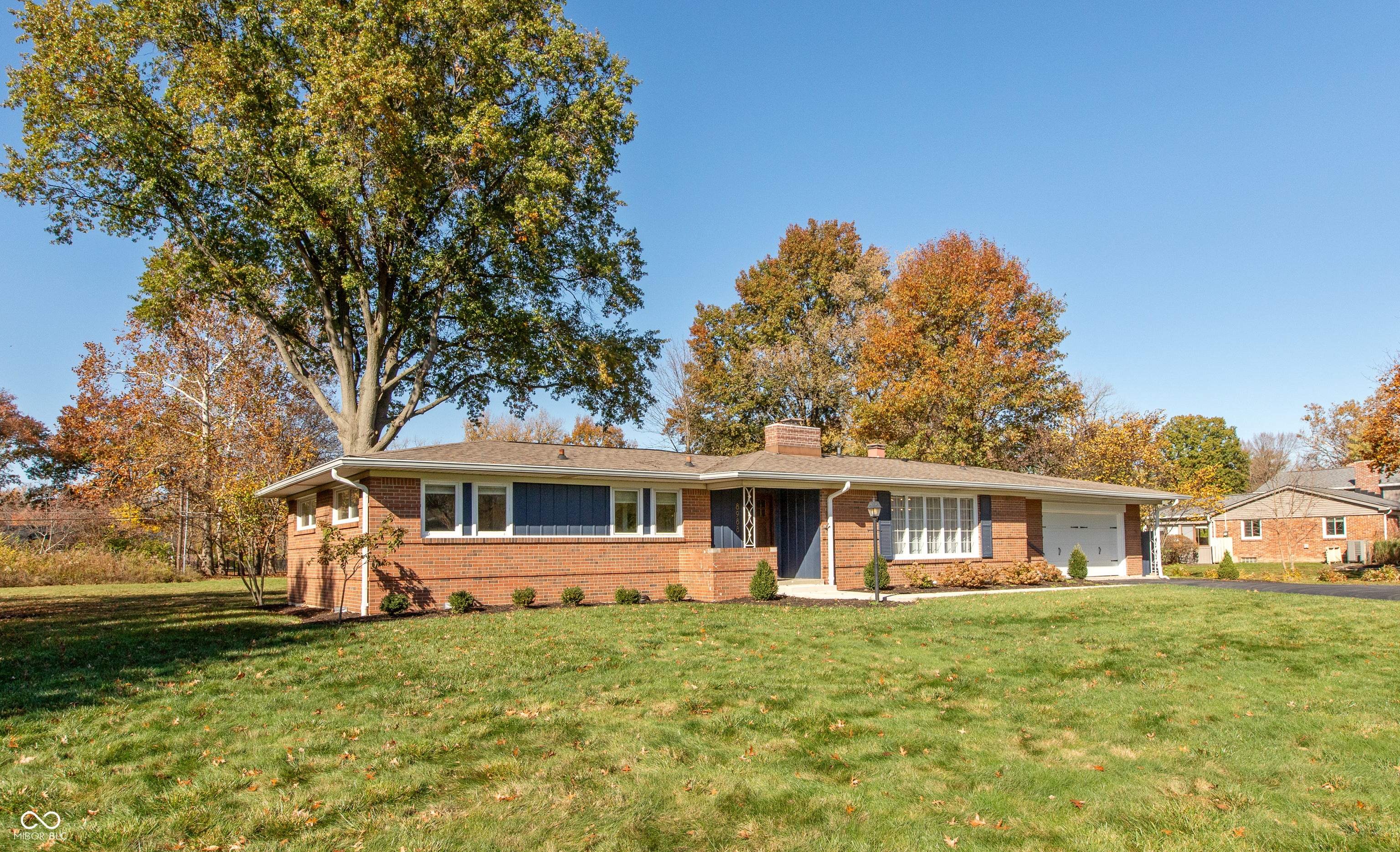 8988 Dunsmuir Drive, Indianapolis