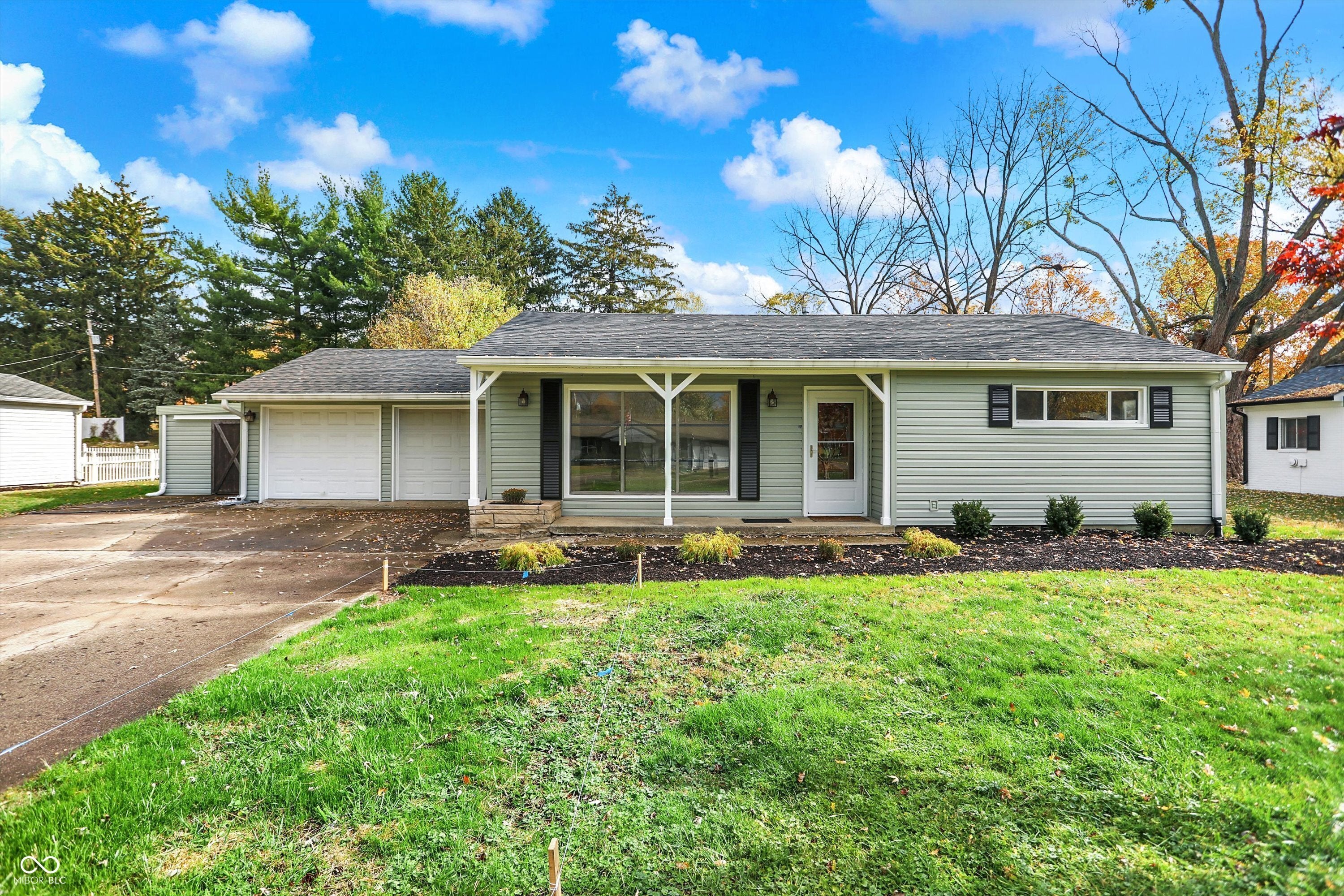 4913 Ingleside Lane, Indianapolis