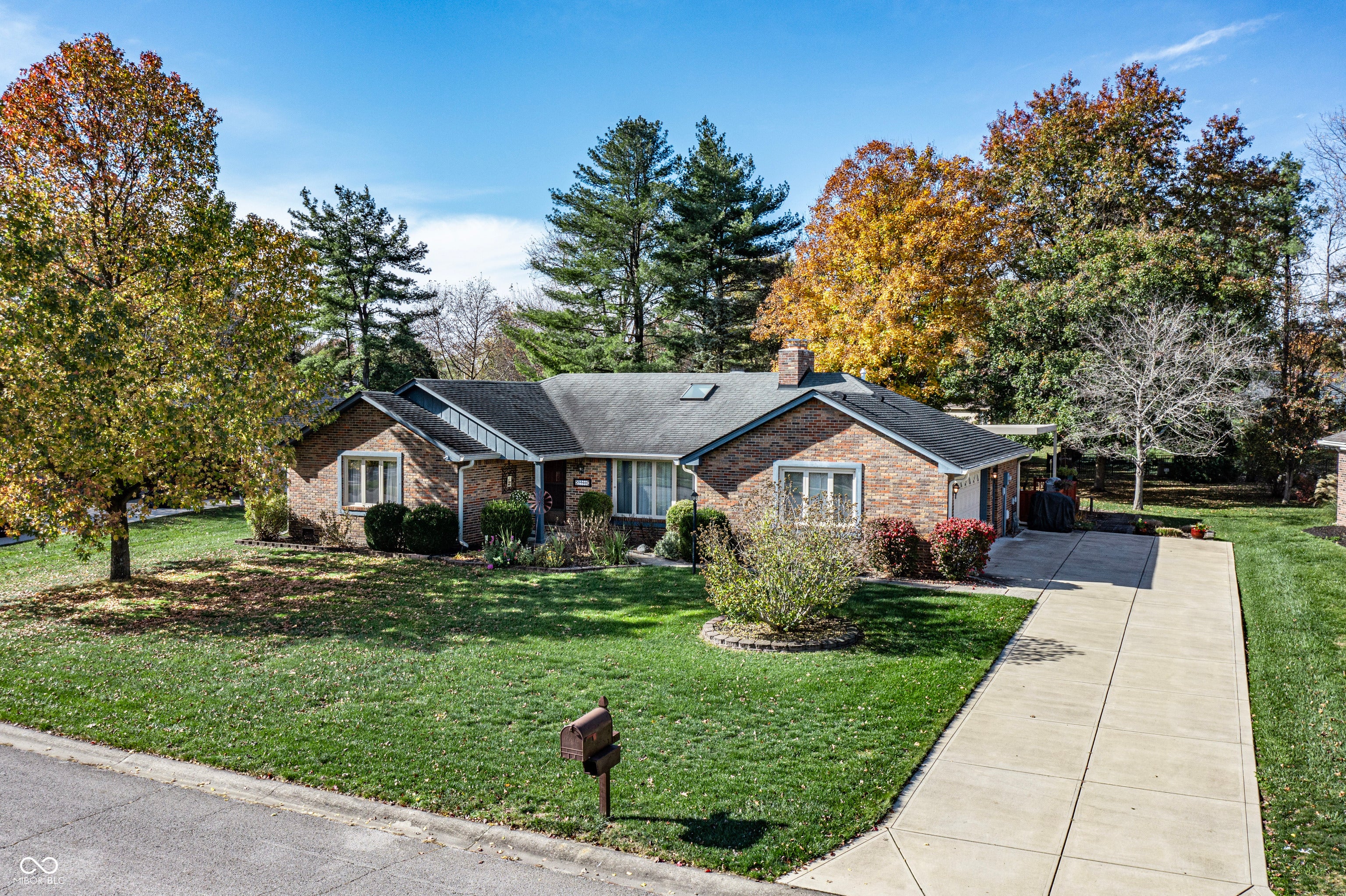 7960 Castle Lake Road, Indianapolis