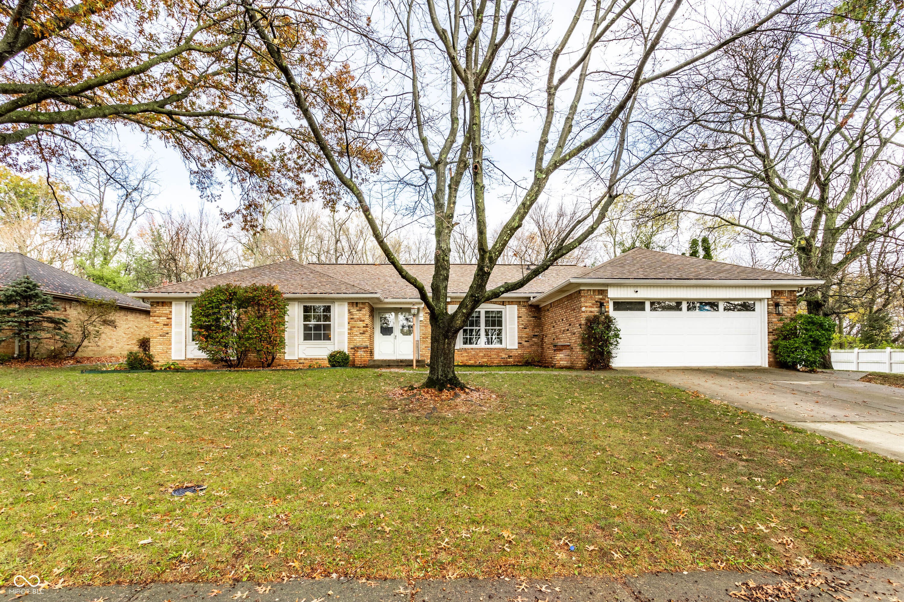 8314 Chapel Glen Drive, Indianapolis