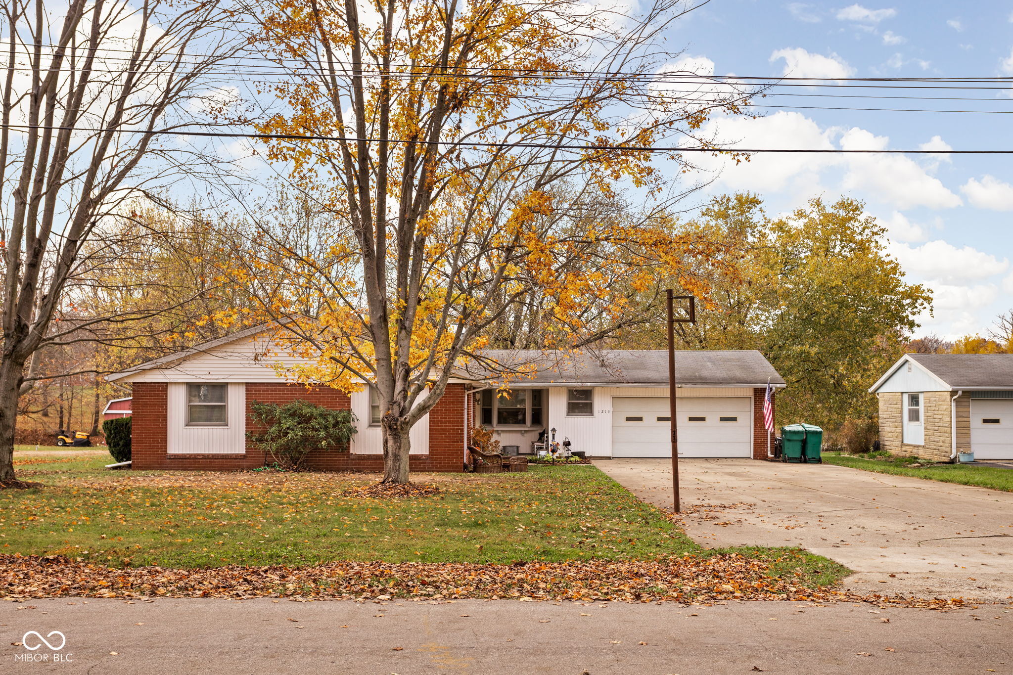 1213 Lake Vista Drive, Crawfordsville