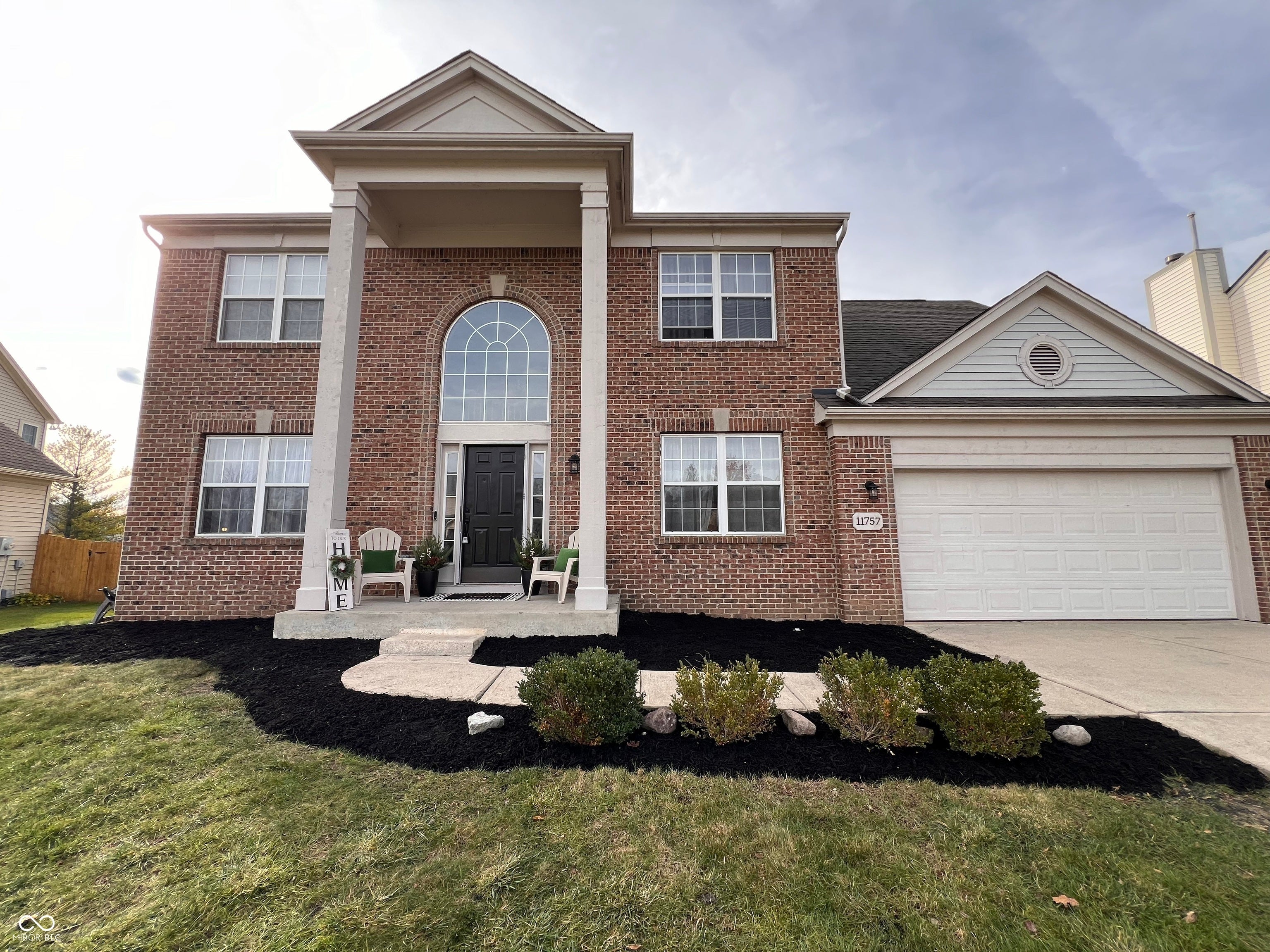 11757 Ledgestone Circle, Fishers