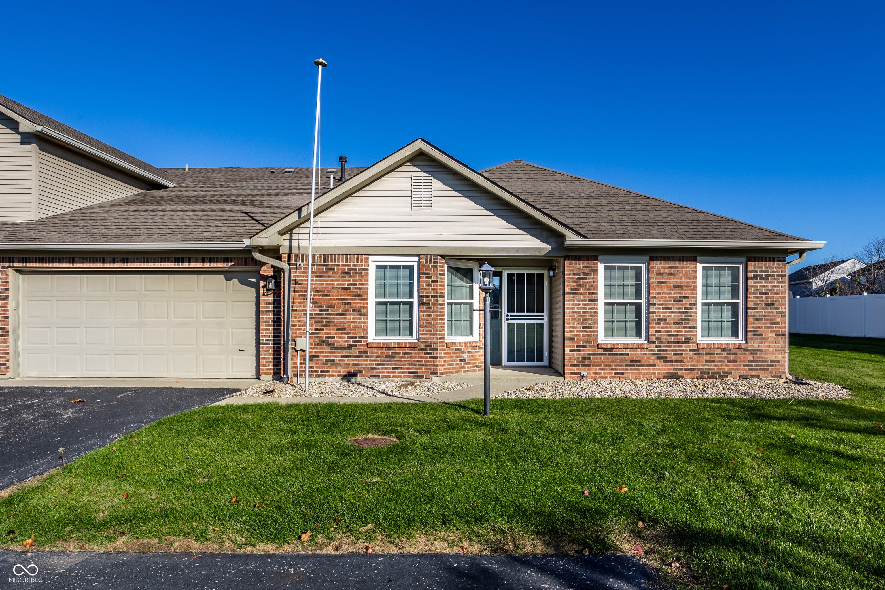 6214 Robinwood Lane, Indianapolis